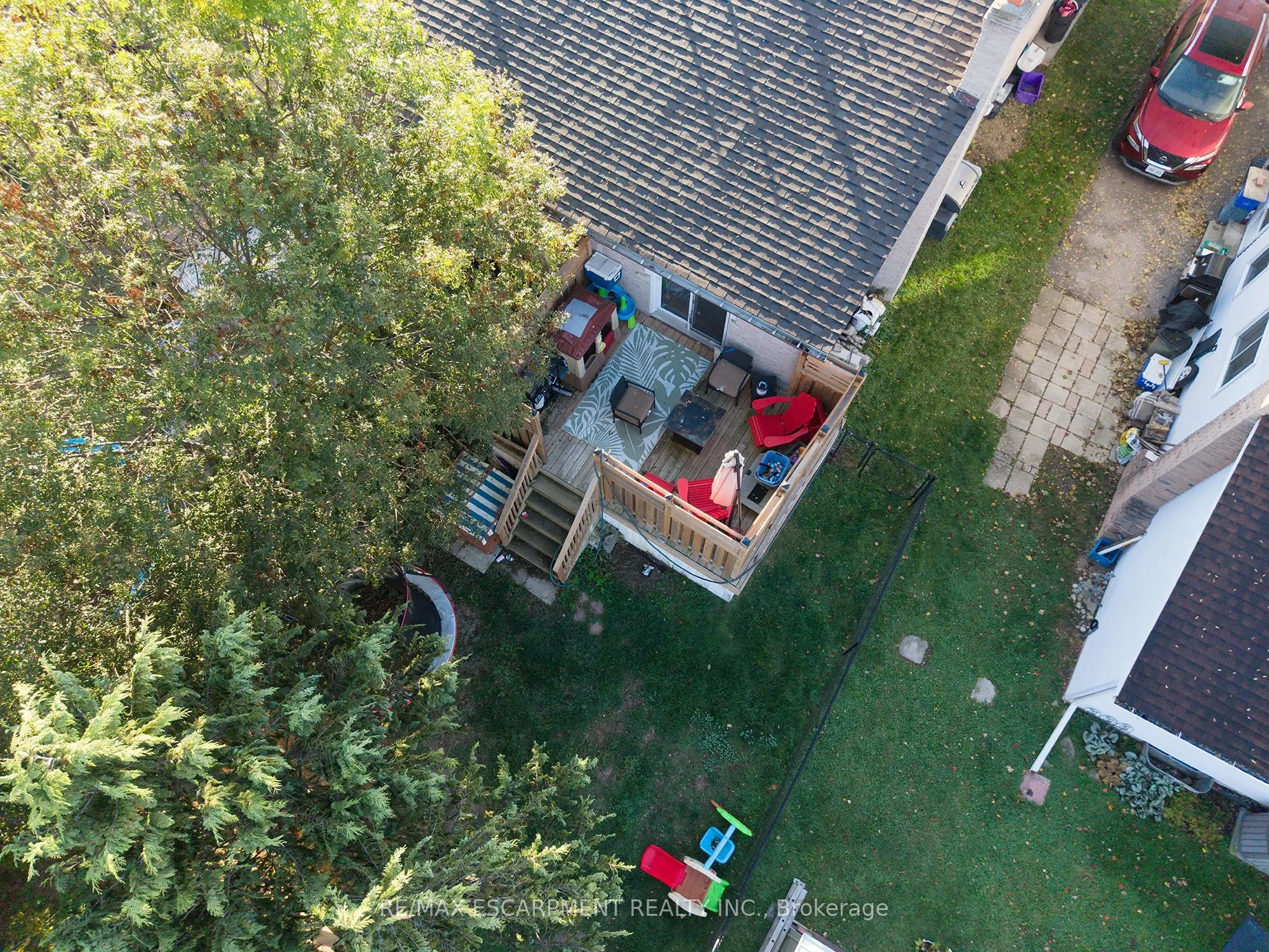 121 Ashgrove Avenue