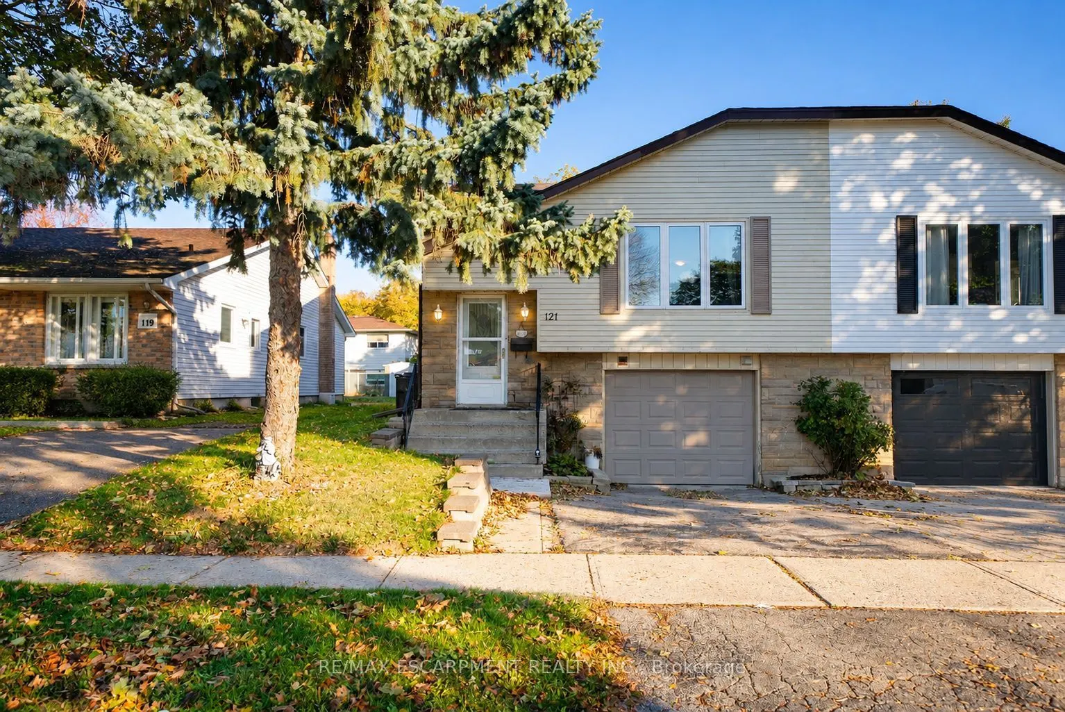 121 Ashgrove Avenue