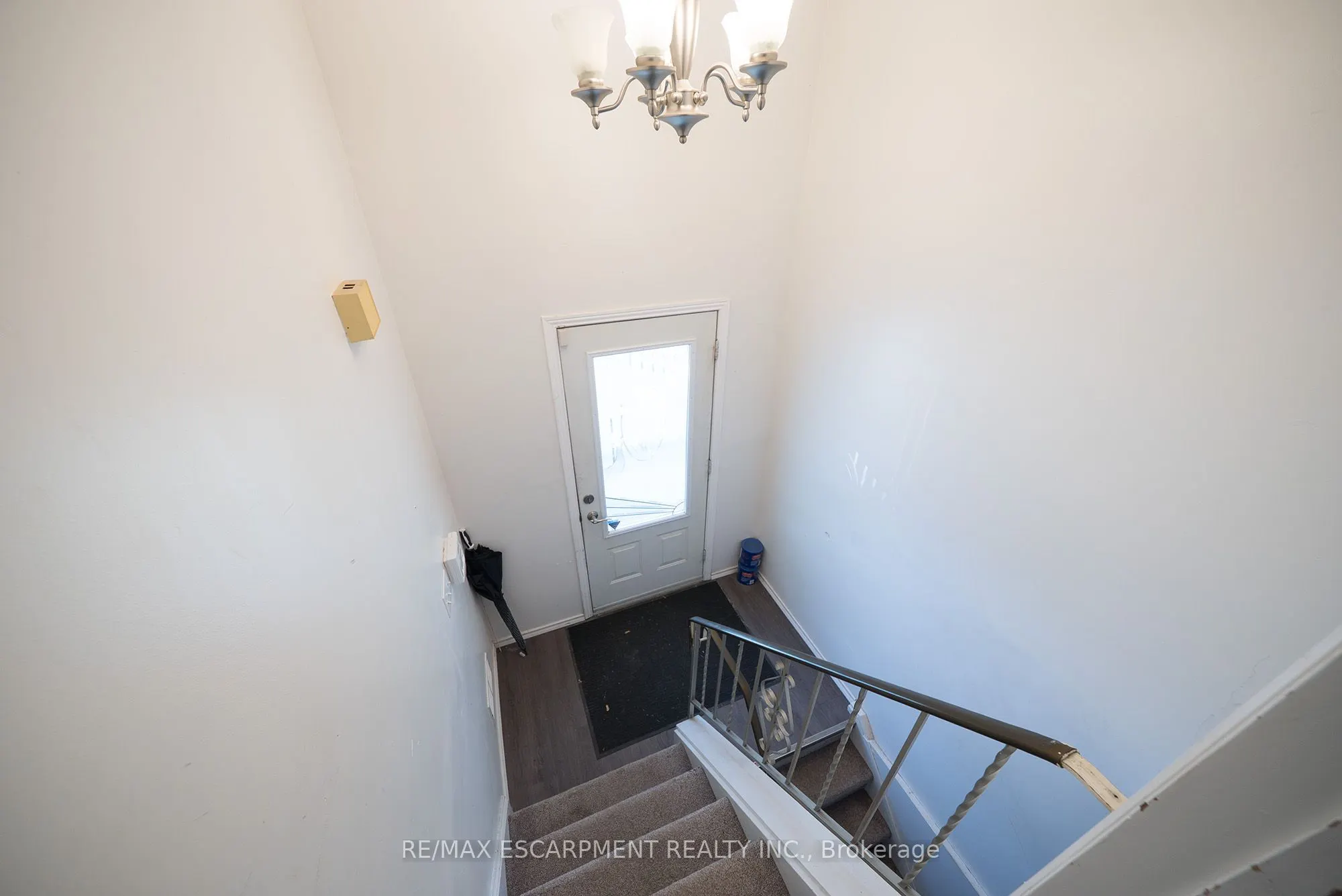 121 Ashgrove Avenue
