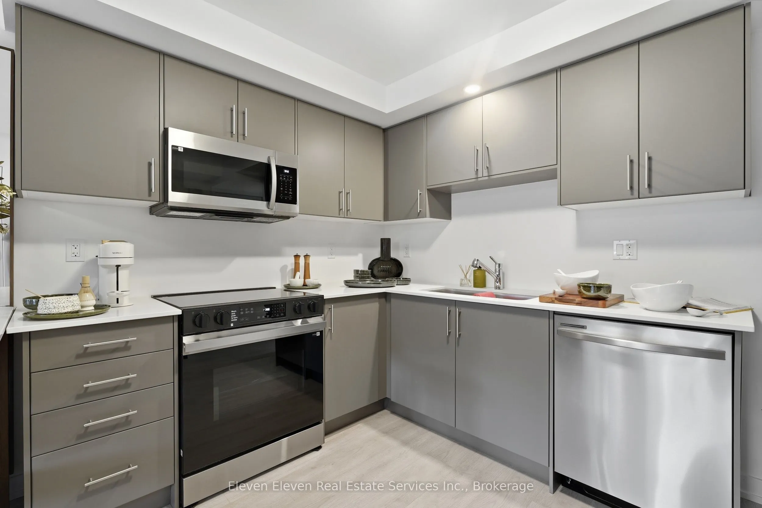 42 LOWES Road W #47