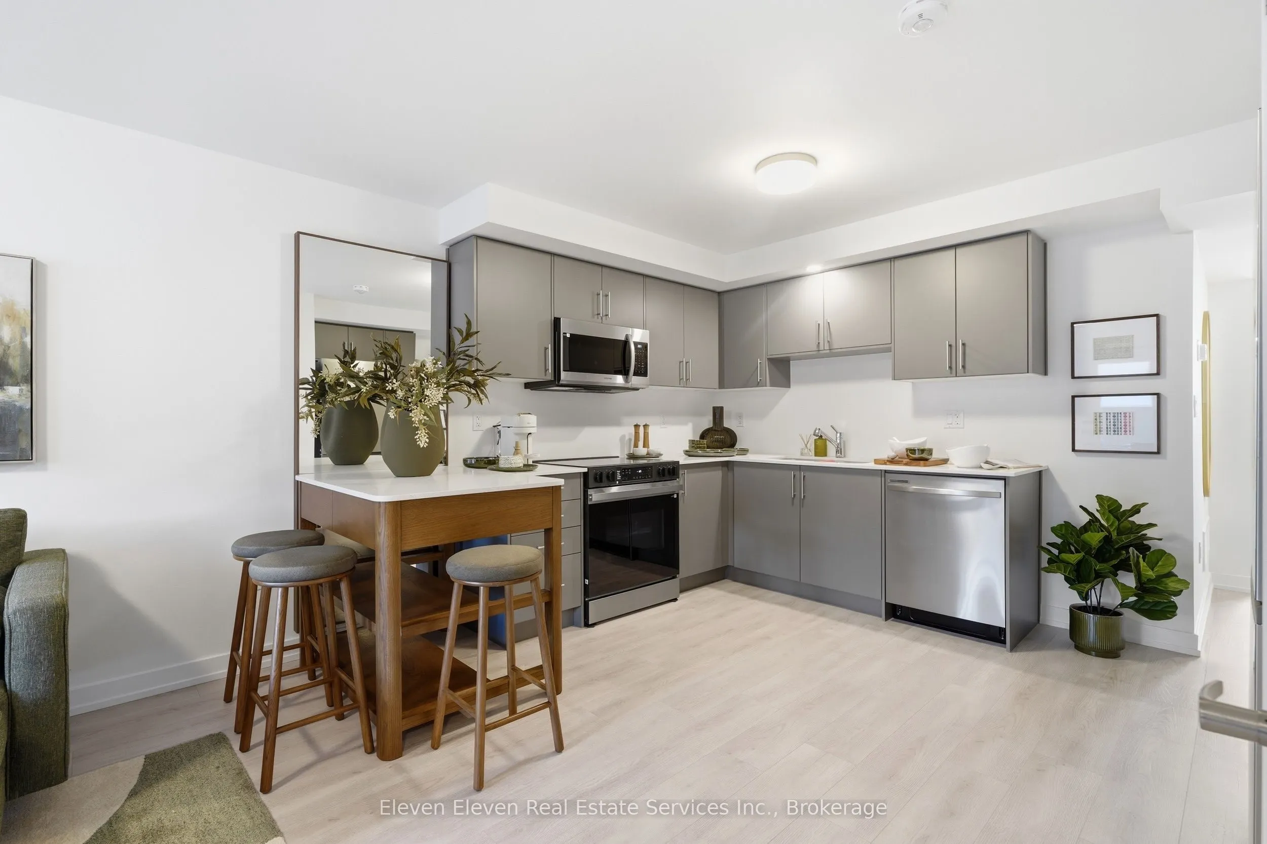 42 LOWES Road W #47