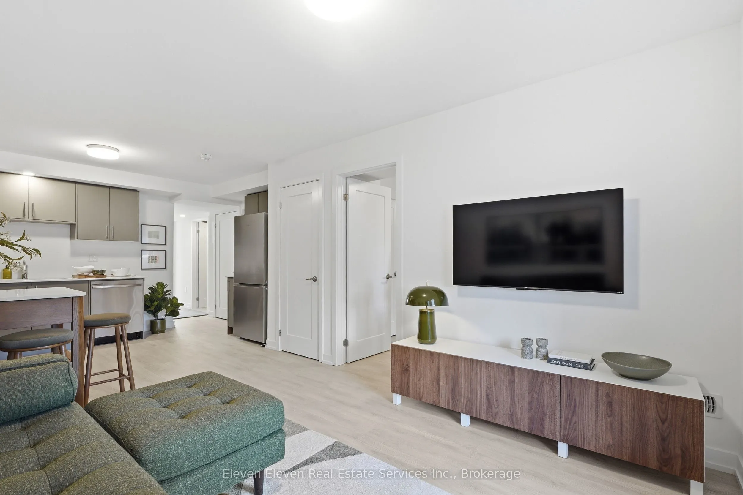 42 LOWES Road W #47