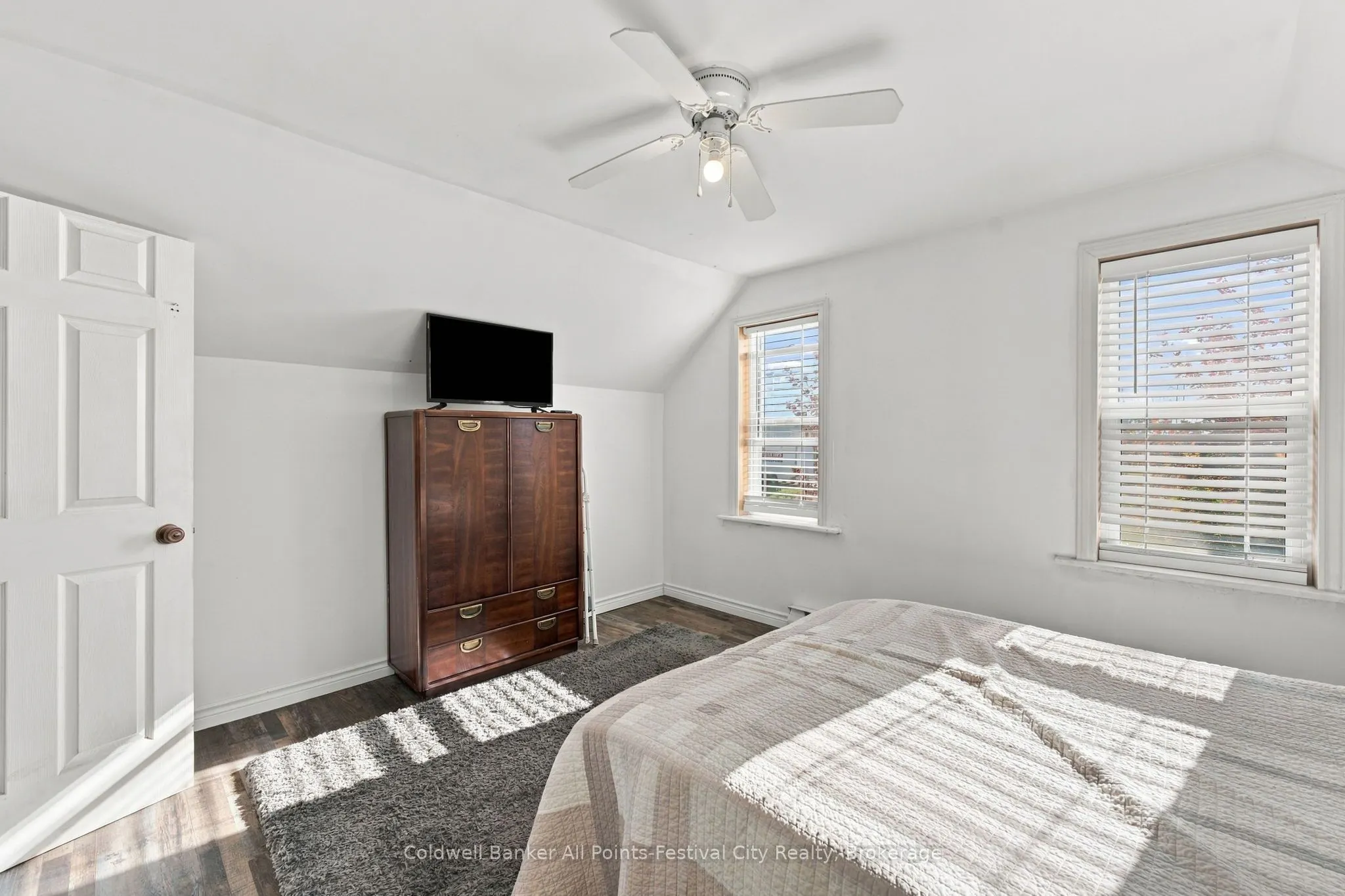 10 Amberley Road