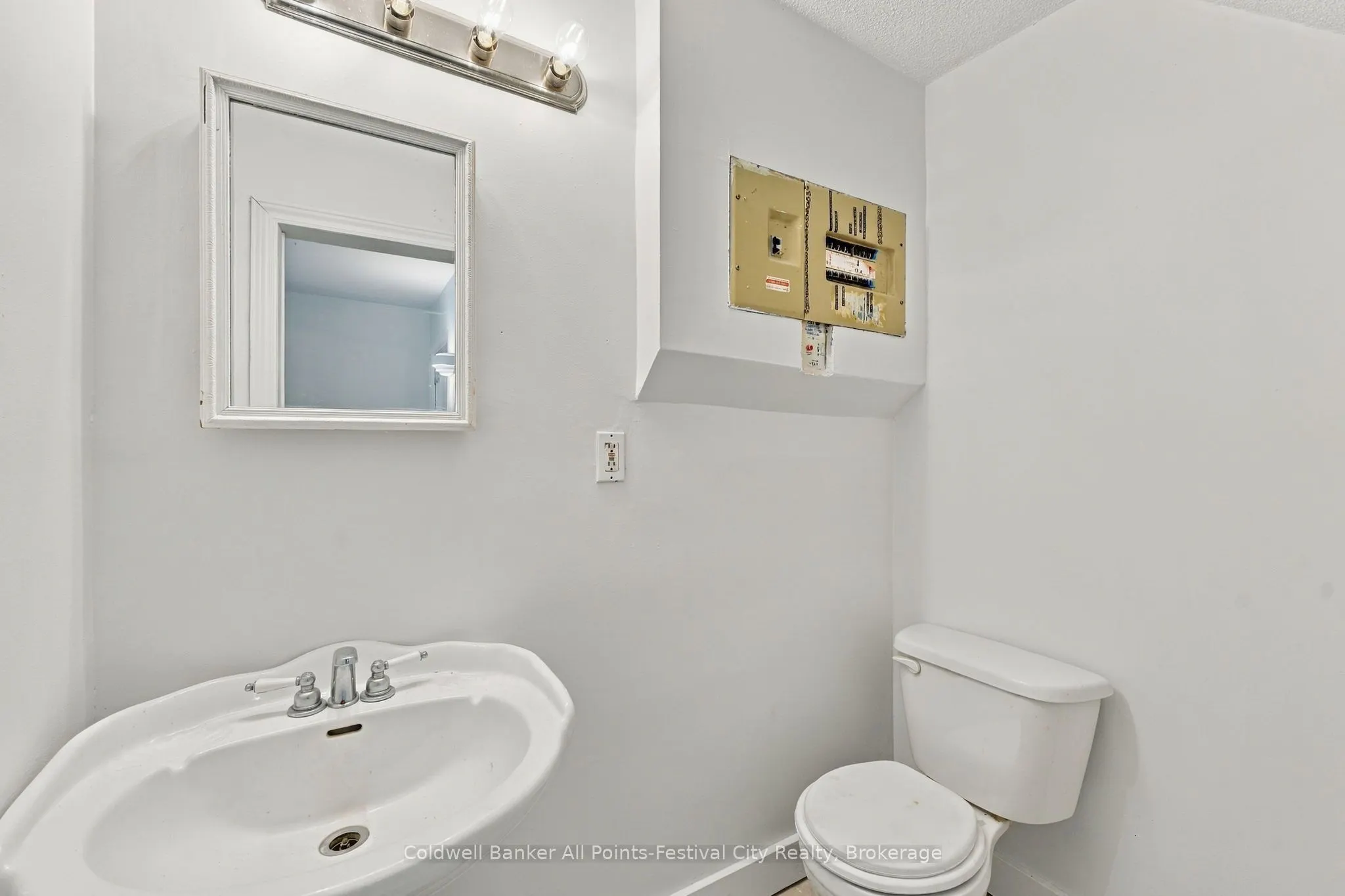 10 Amberley Road