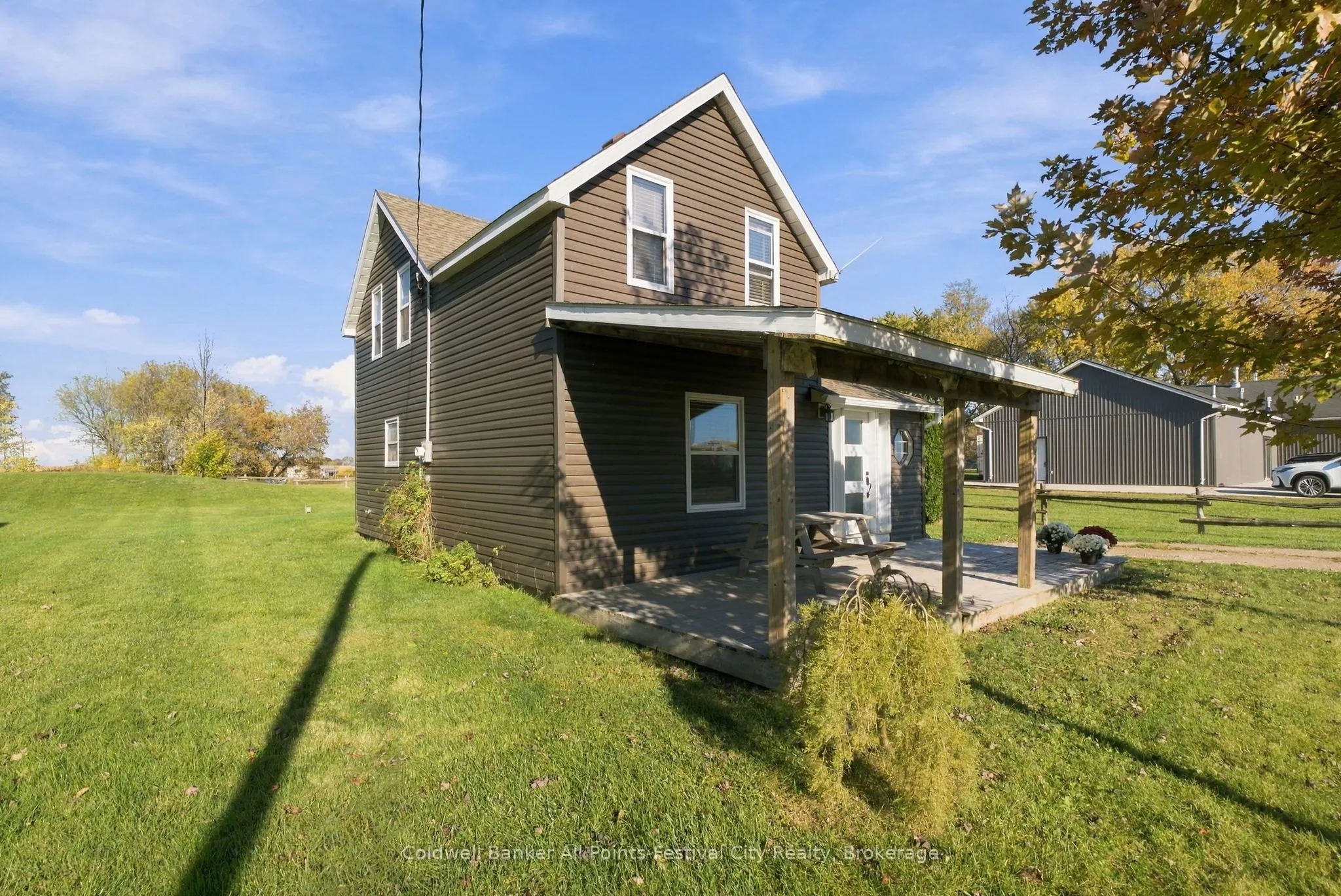 10 Amberley Road