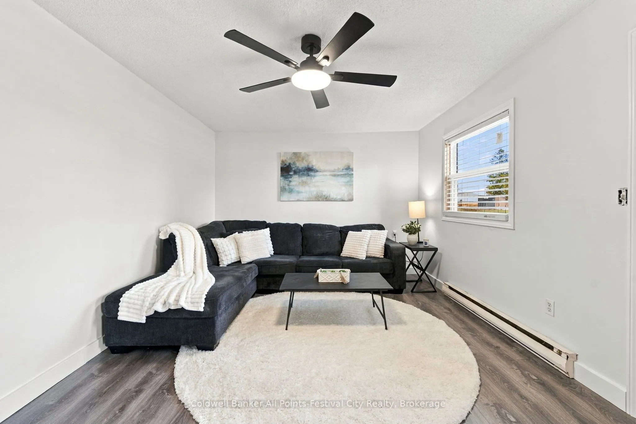 10 Amberley Road