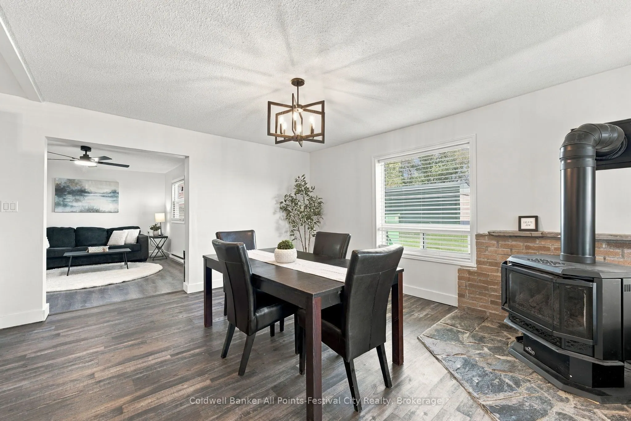 10 Amberley Road