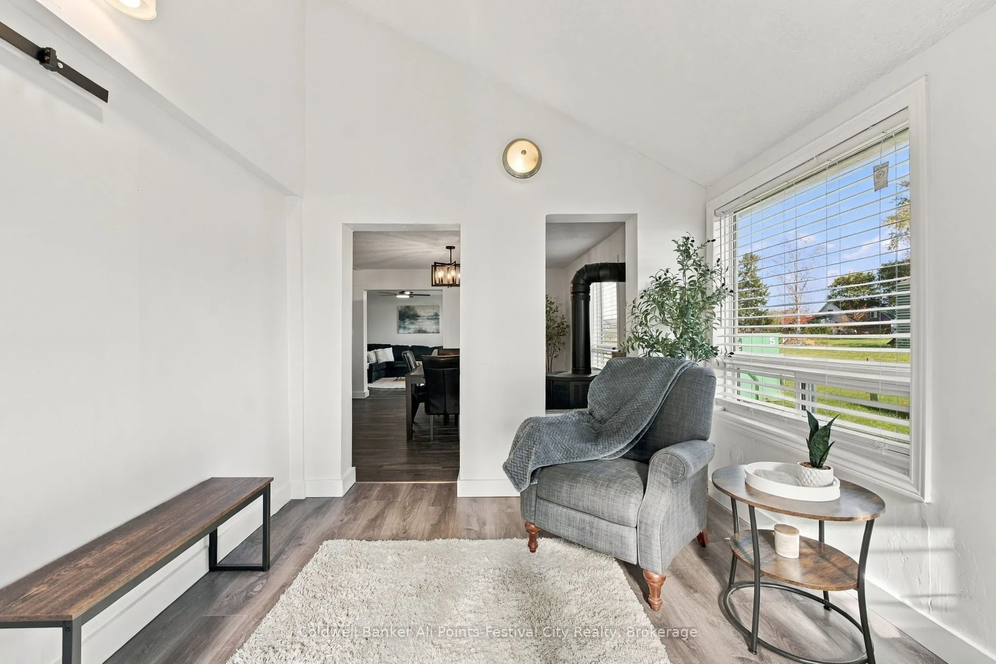 10 Amberley Road