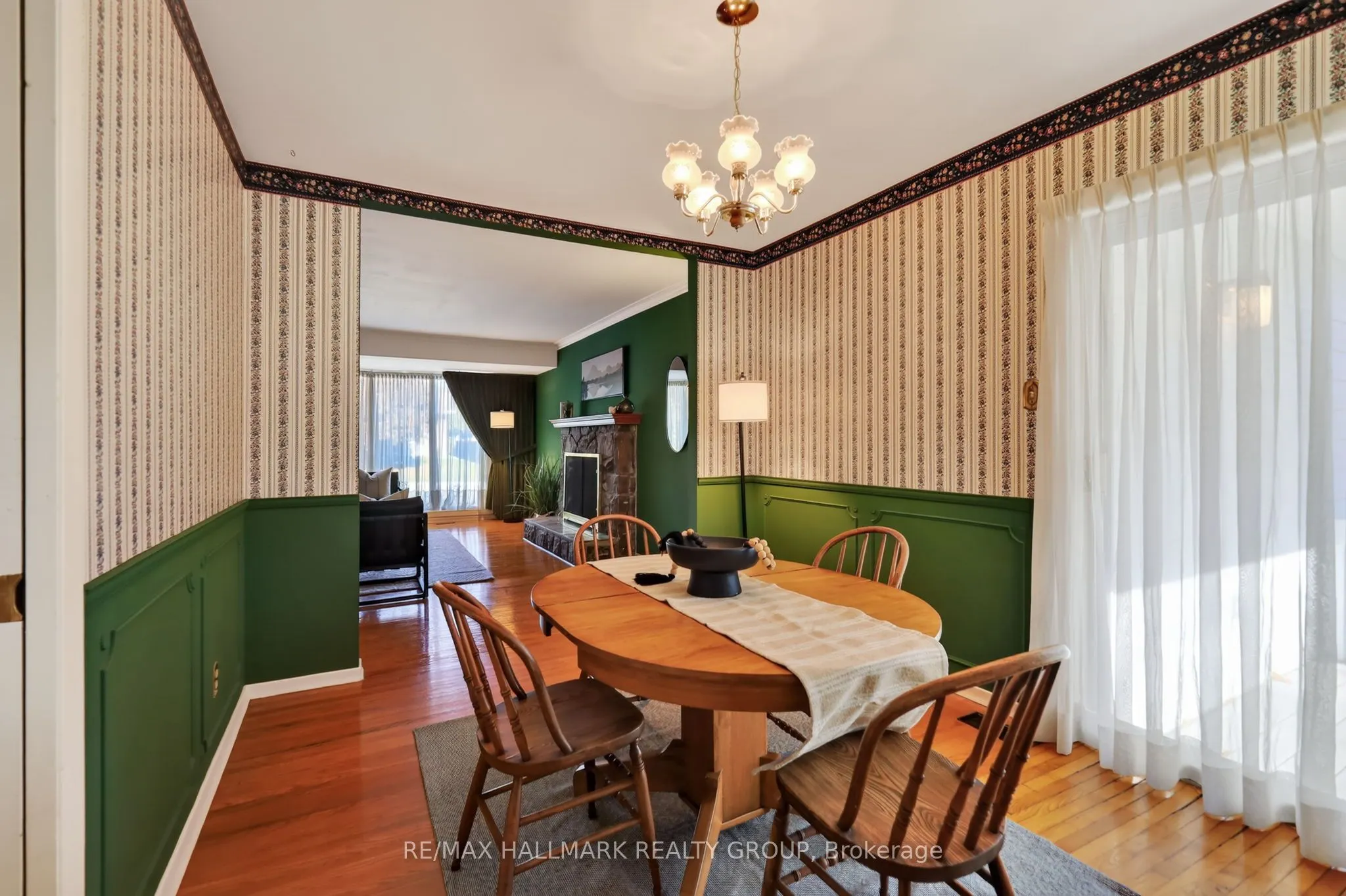 44 Singal Street