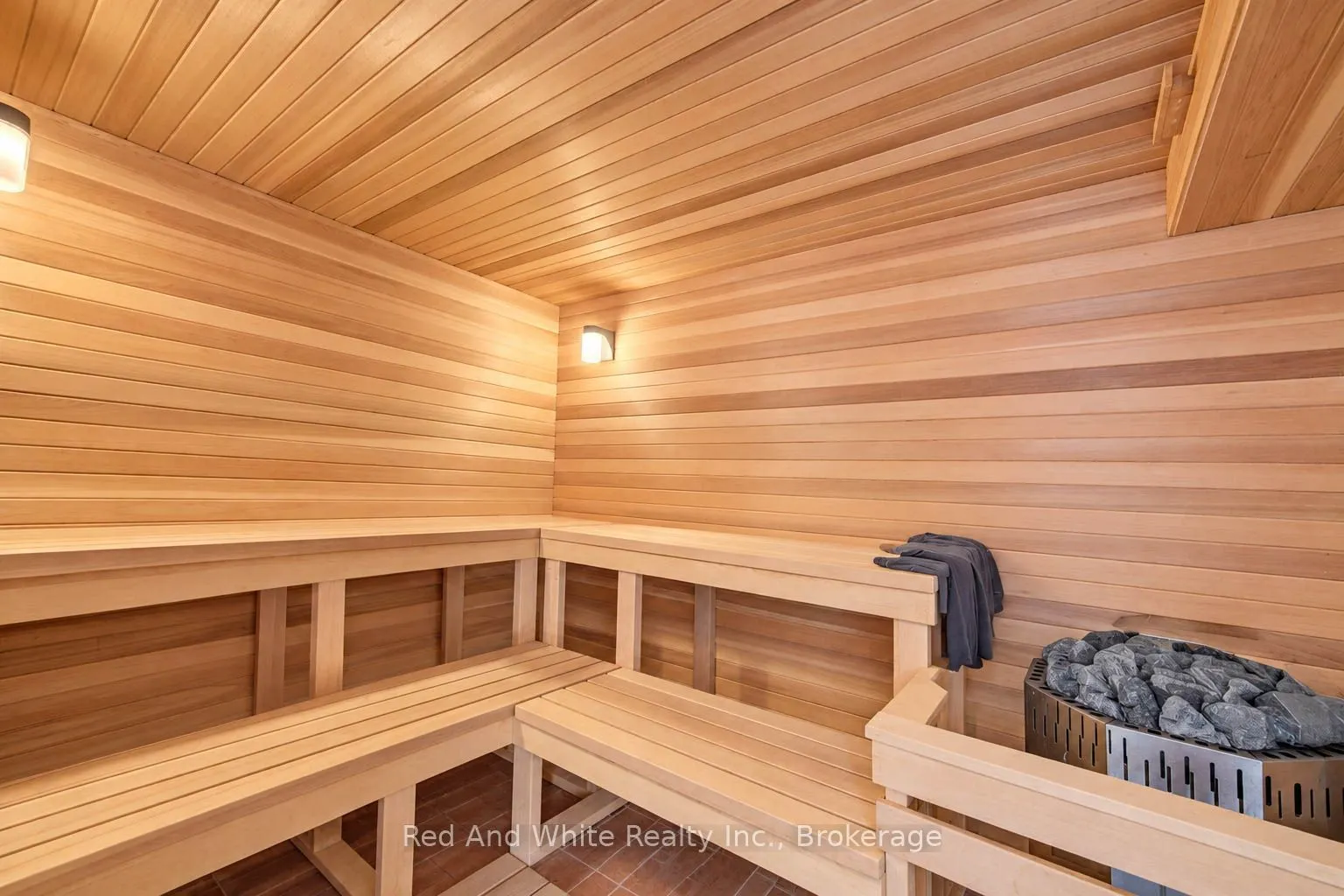 375 King Street N #1101