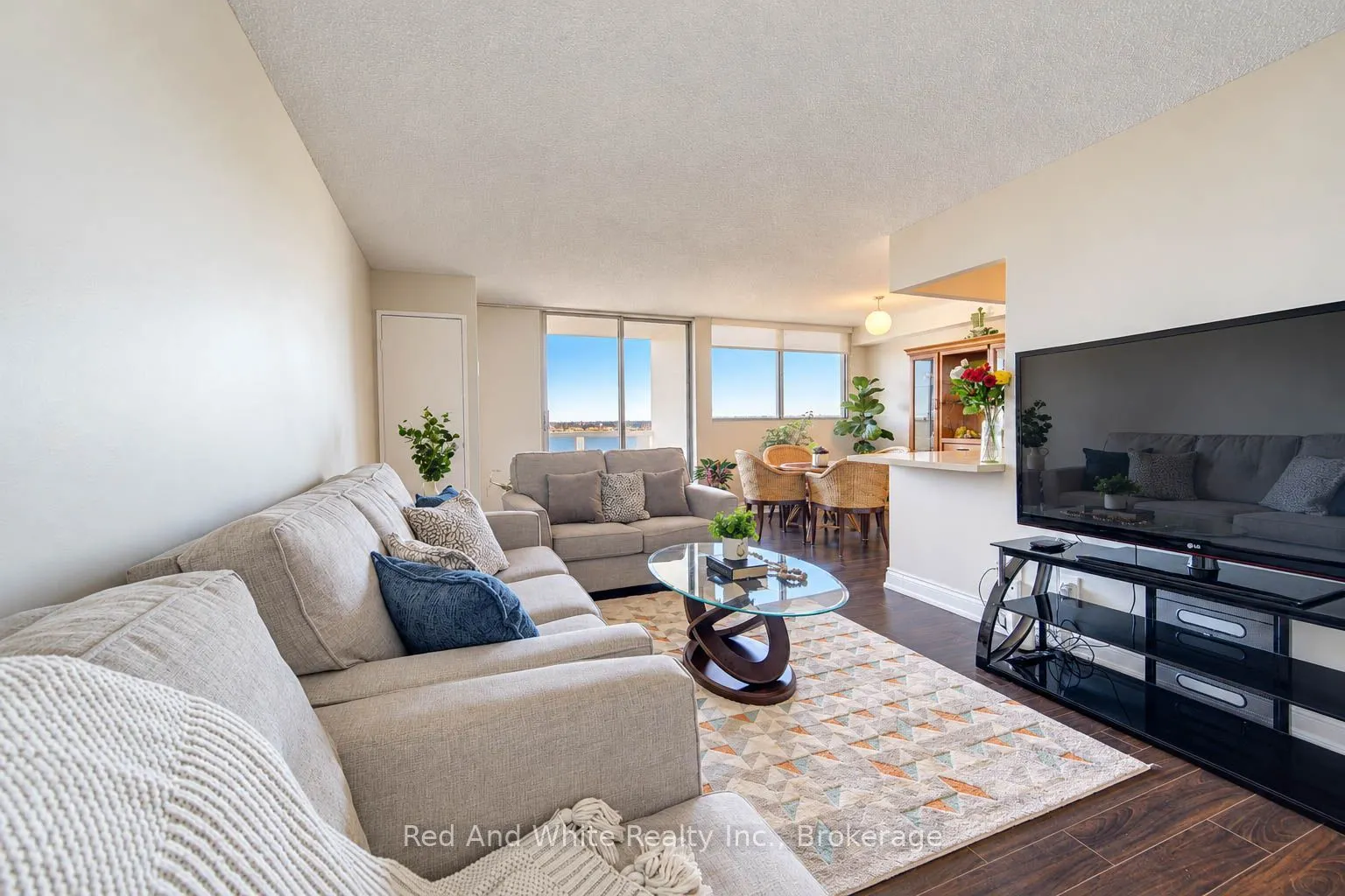 375 King Street N #1101