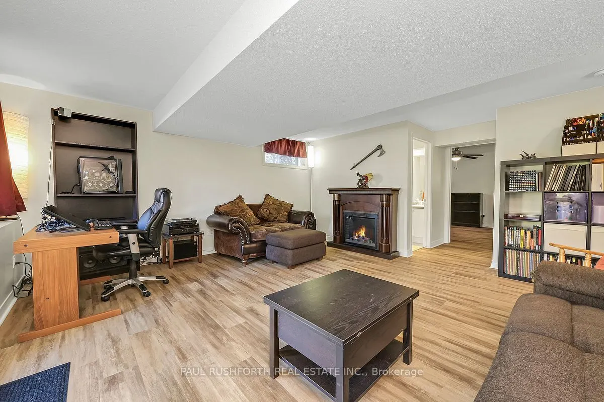 212 Malcolm's Way