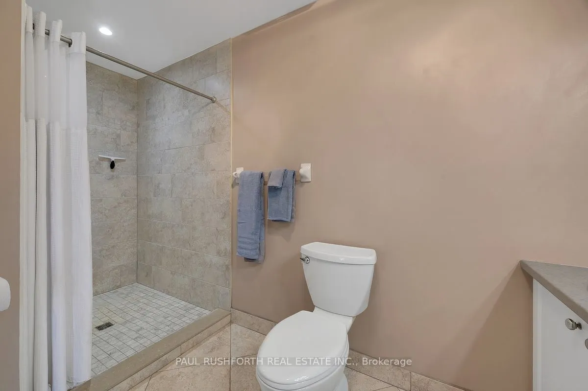212 Malcolm's Way