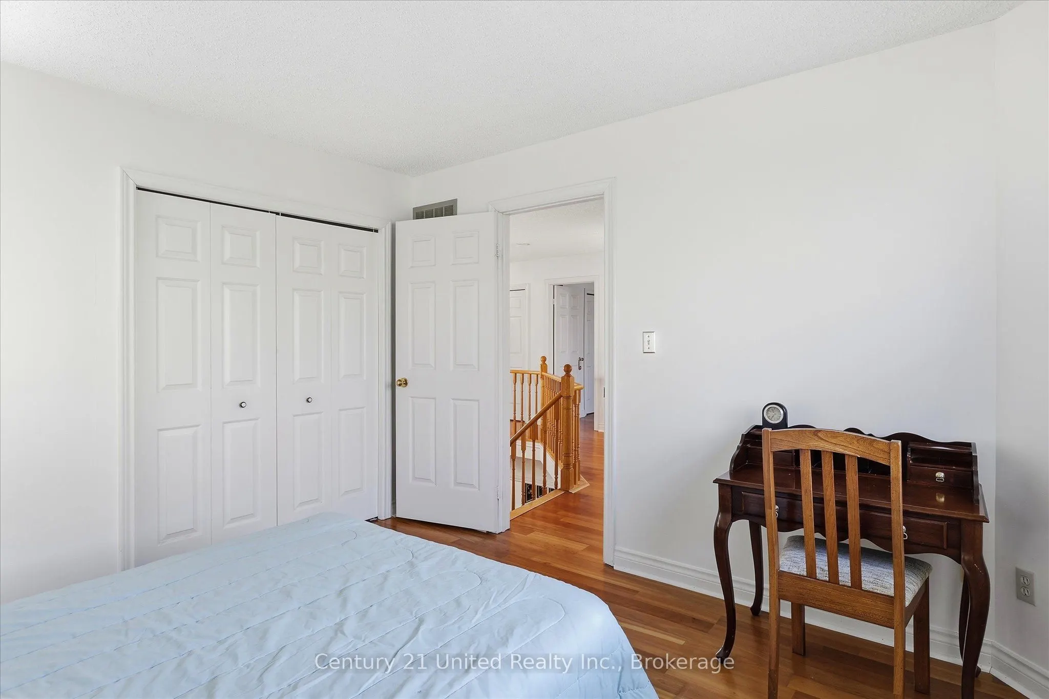 1600 Firwood Crescent