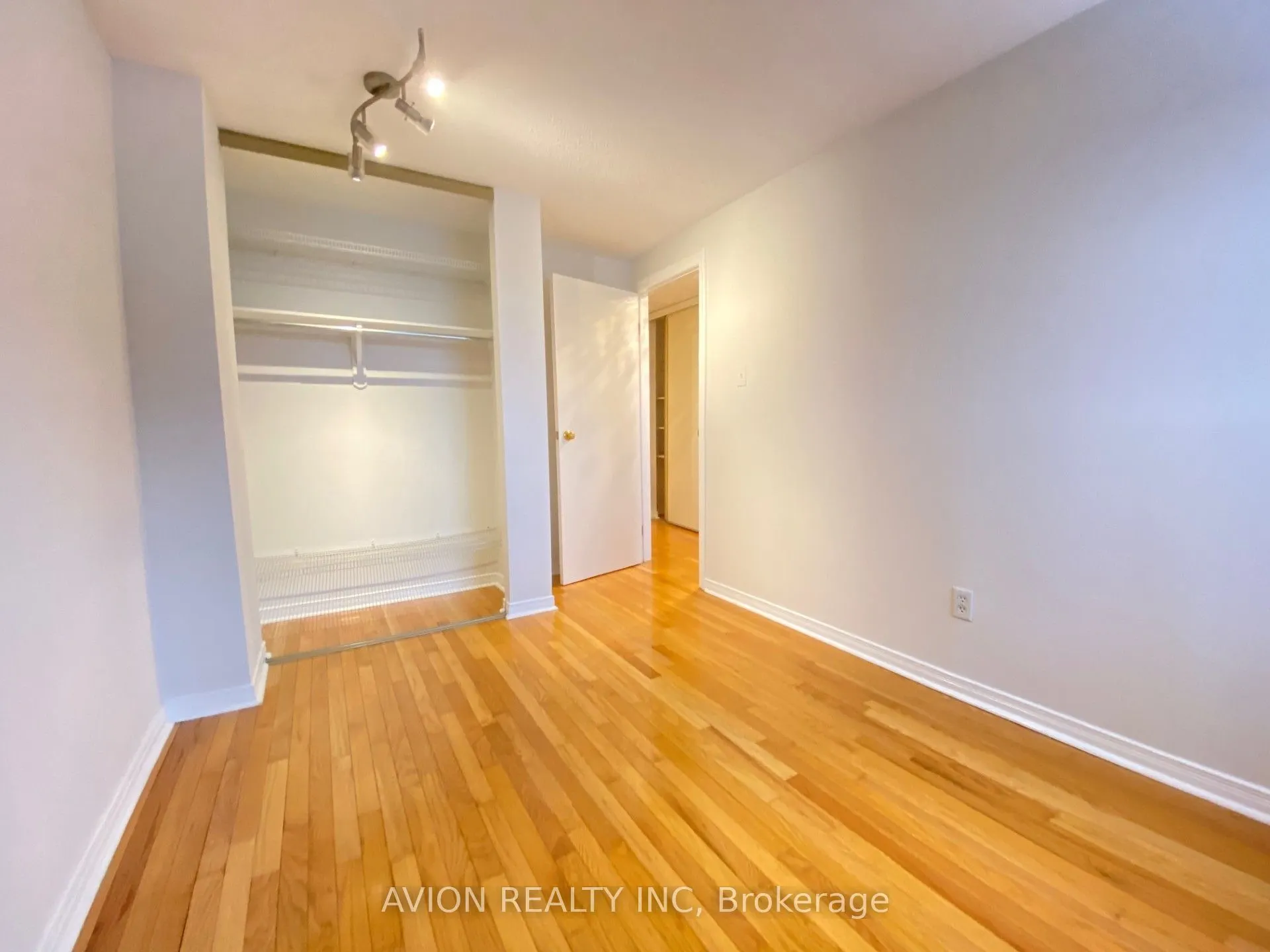 1786 Attawandaron Road #36