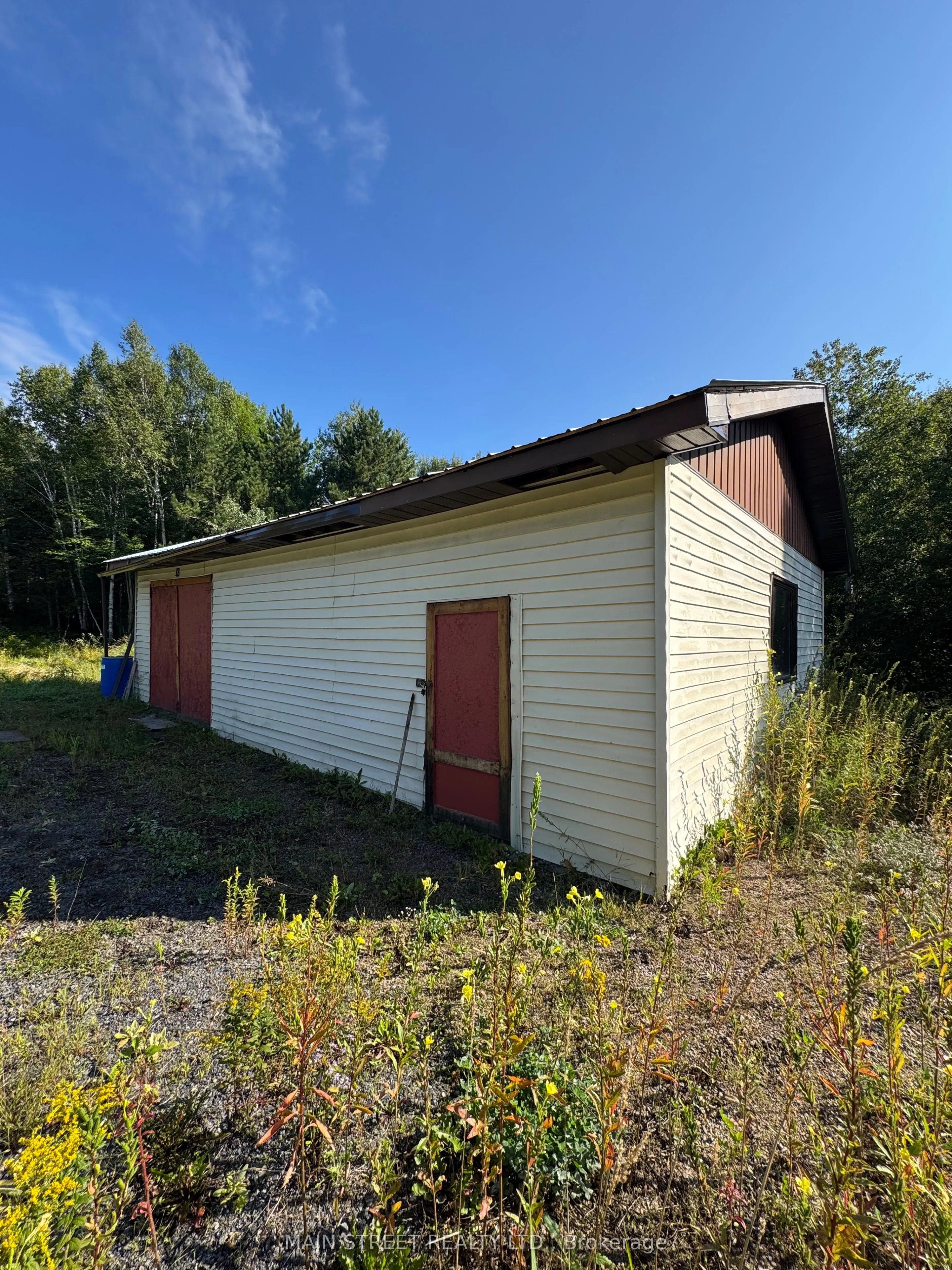 2591 Papineau Road
