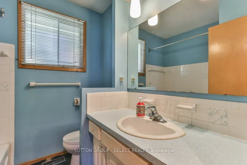 88 Ebury Crescent