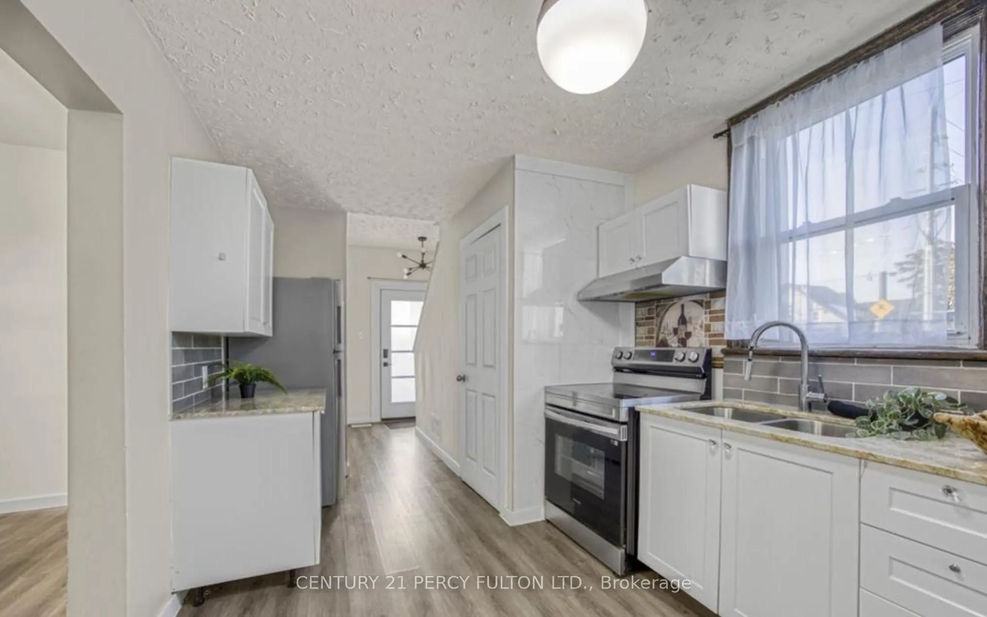 130 Stirton Street