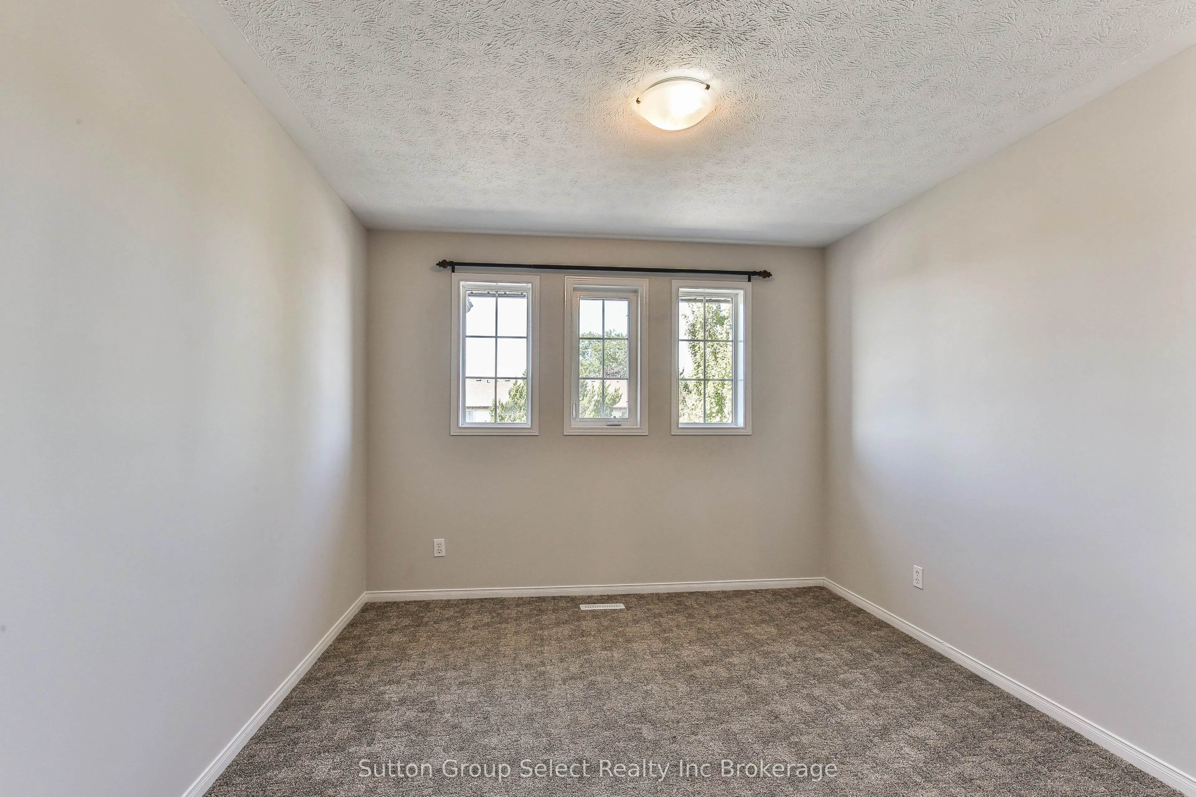 1106 Nellis Street