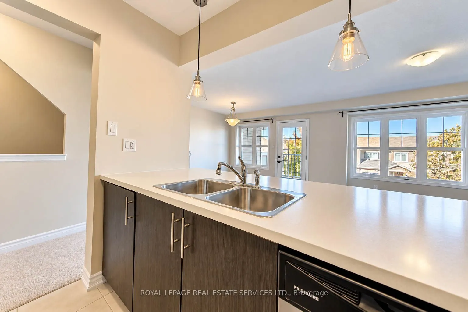 16 Stratus Street