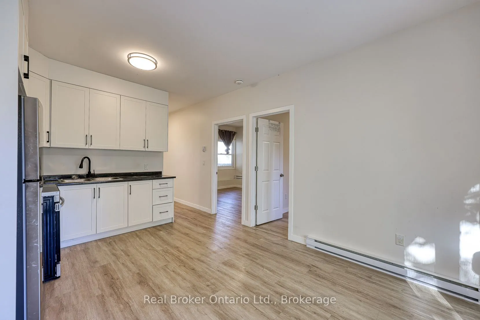 10 Givins Street