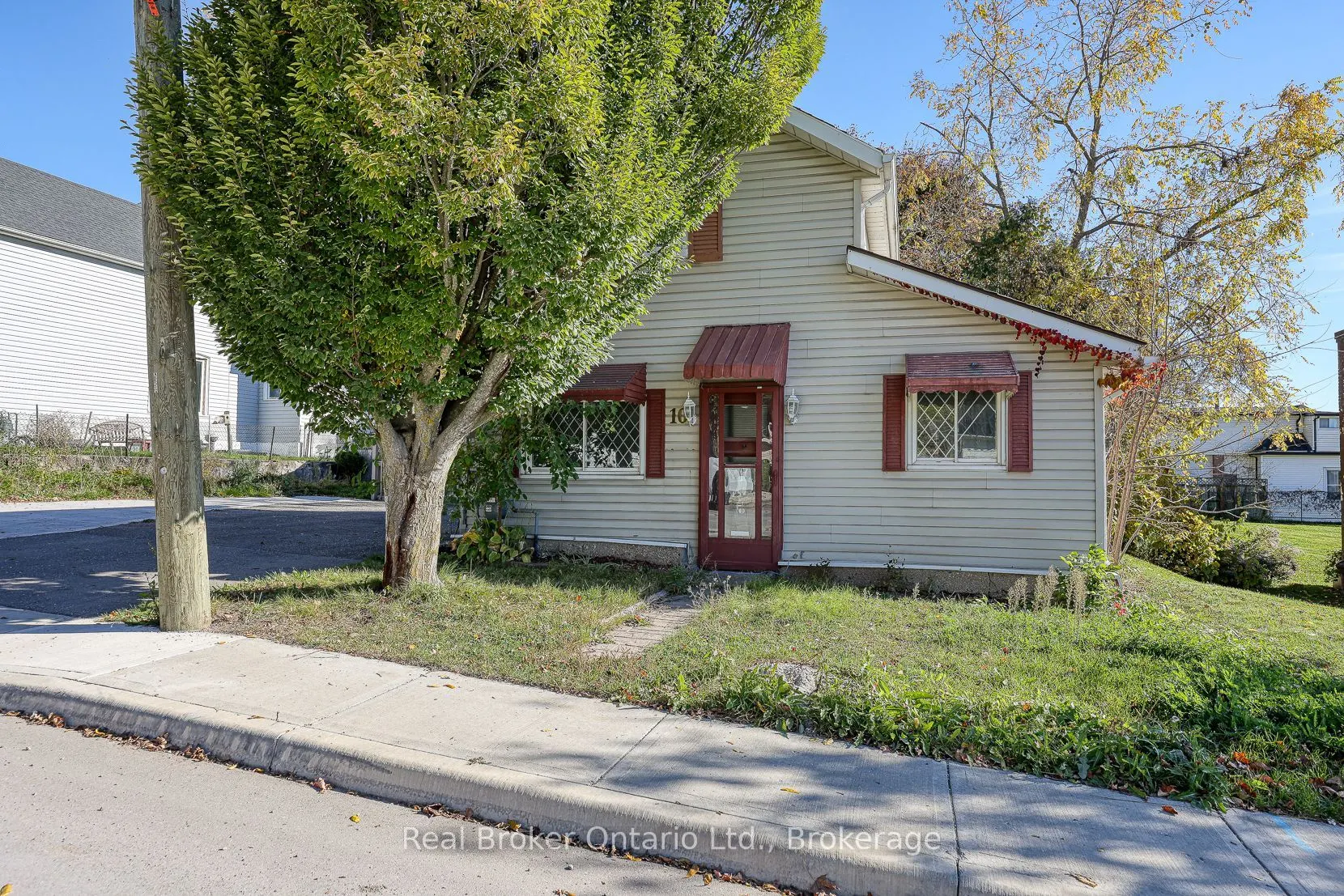 10 Givins Street