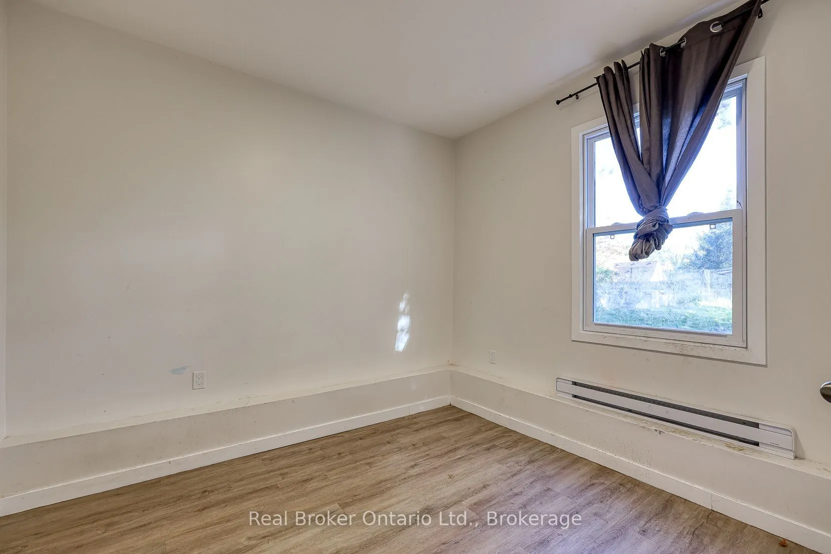 10 Givins Street