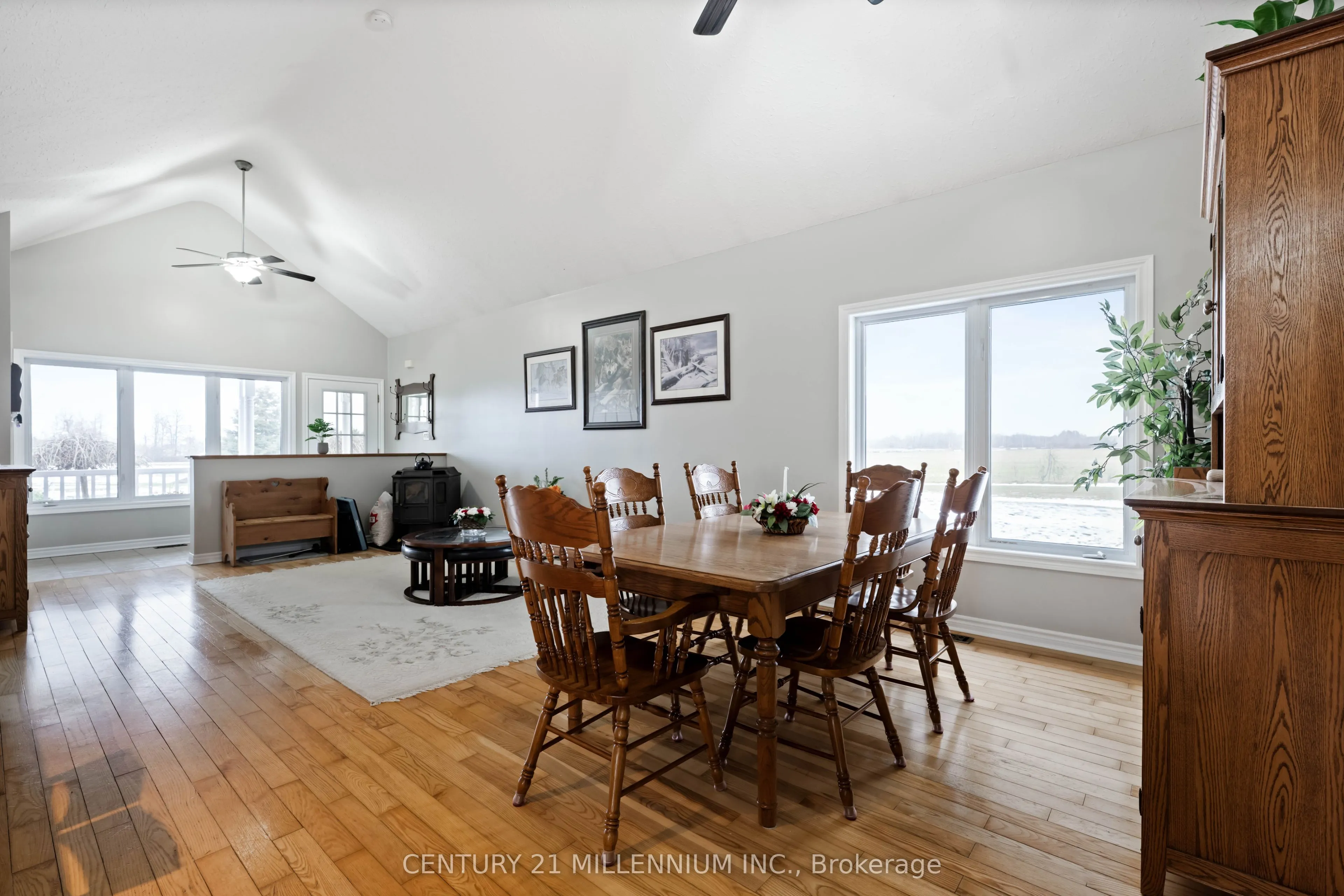 395115 County Road 12 Road