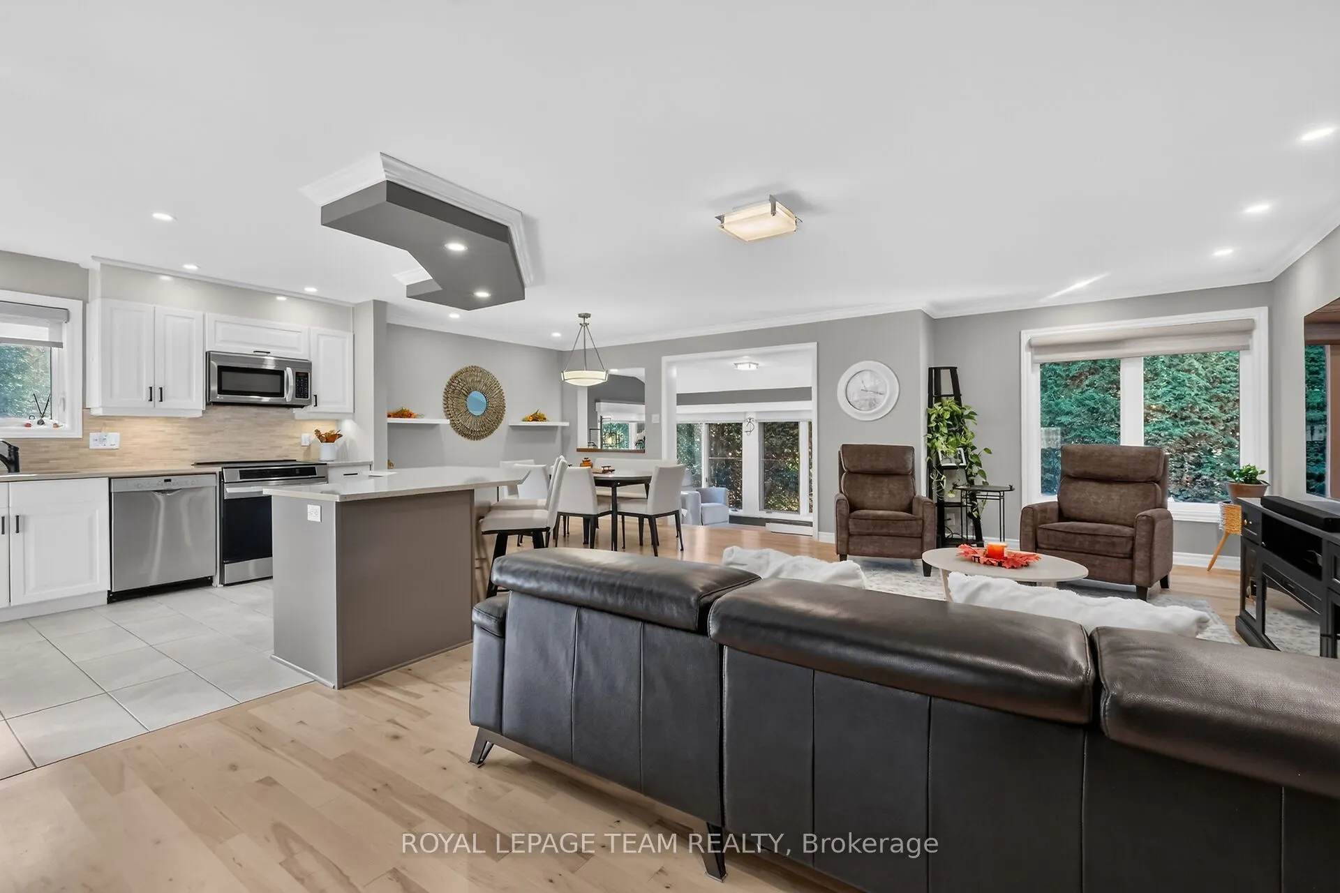 12 Castle Harbour Court #14