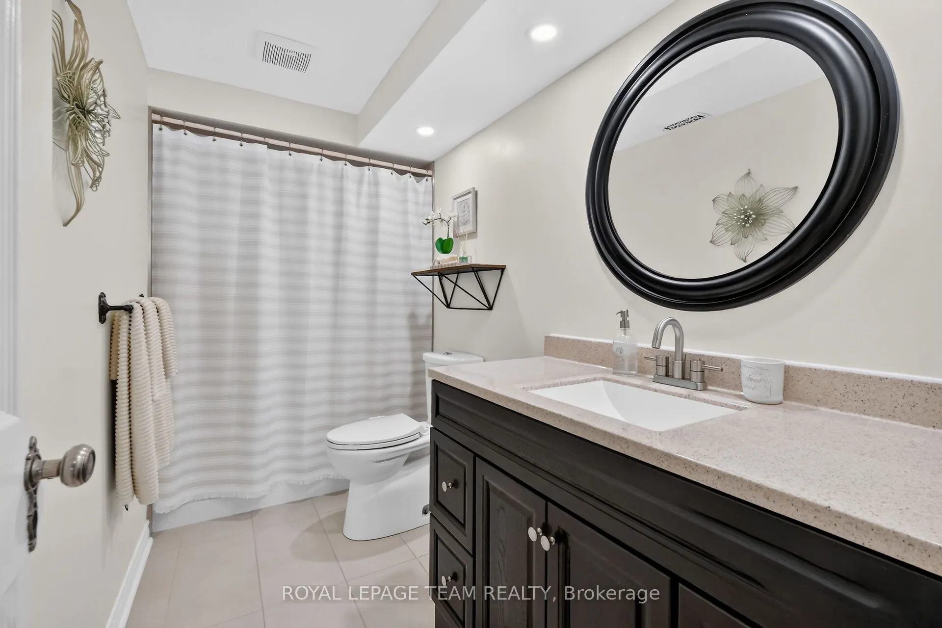 12 Castle Harbour Court #14