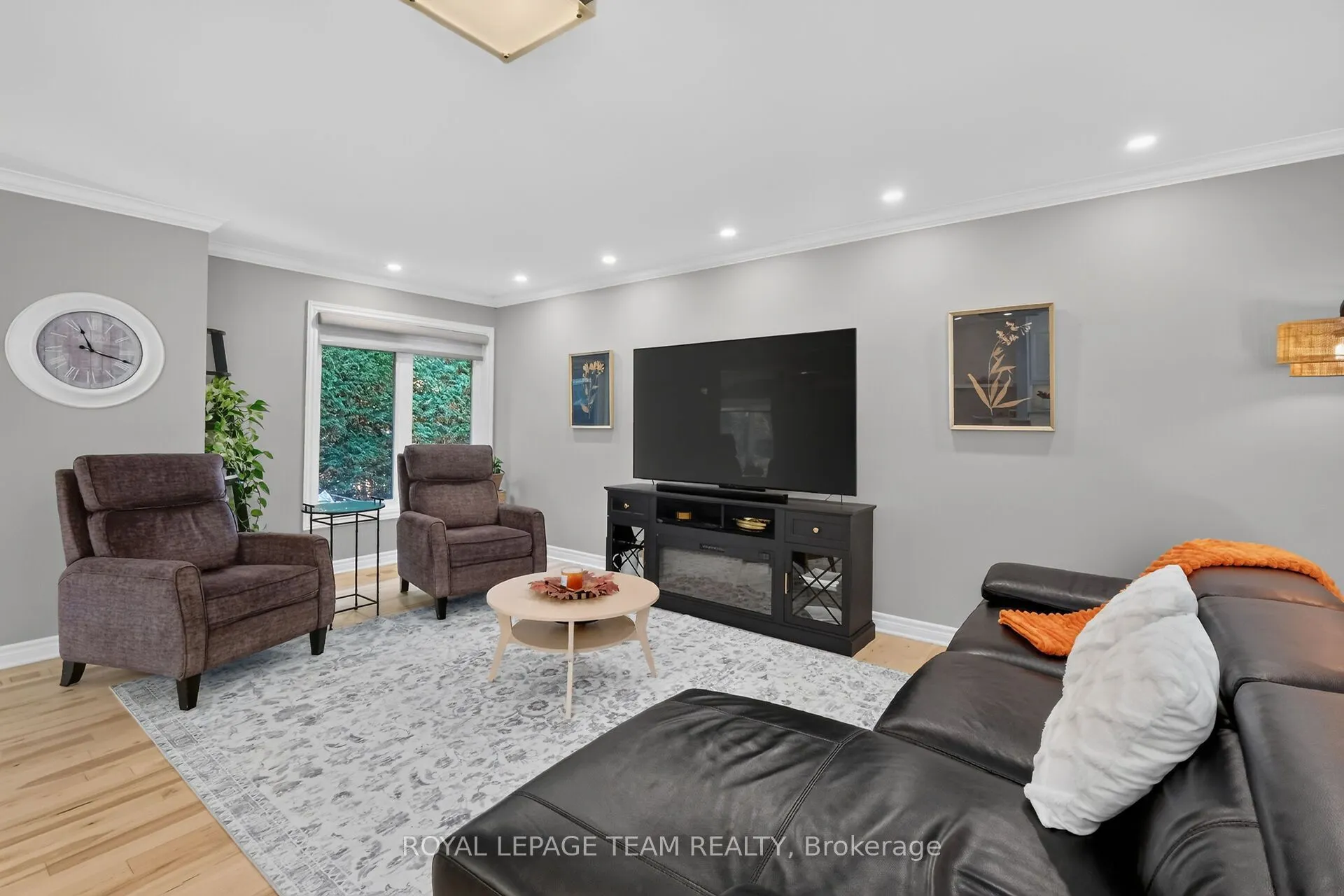 12 Castle Harbour Court #14