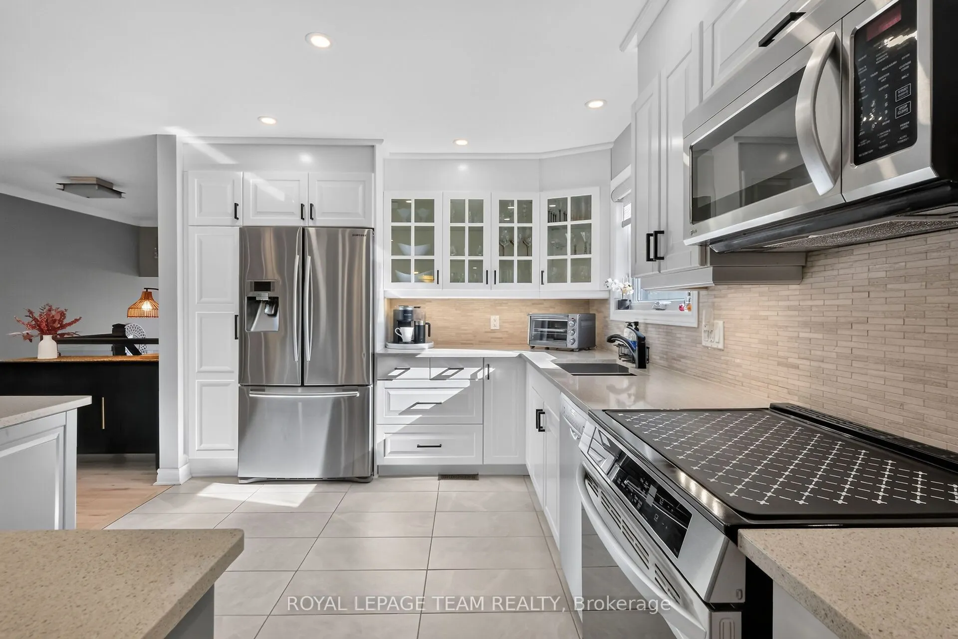 12 Castle Harbour Court #14