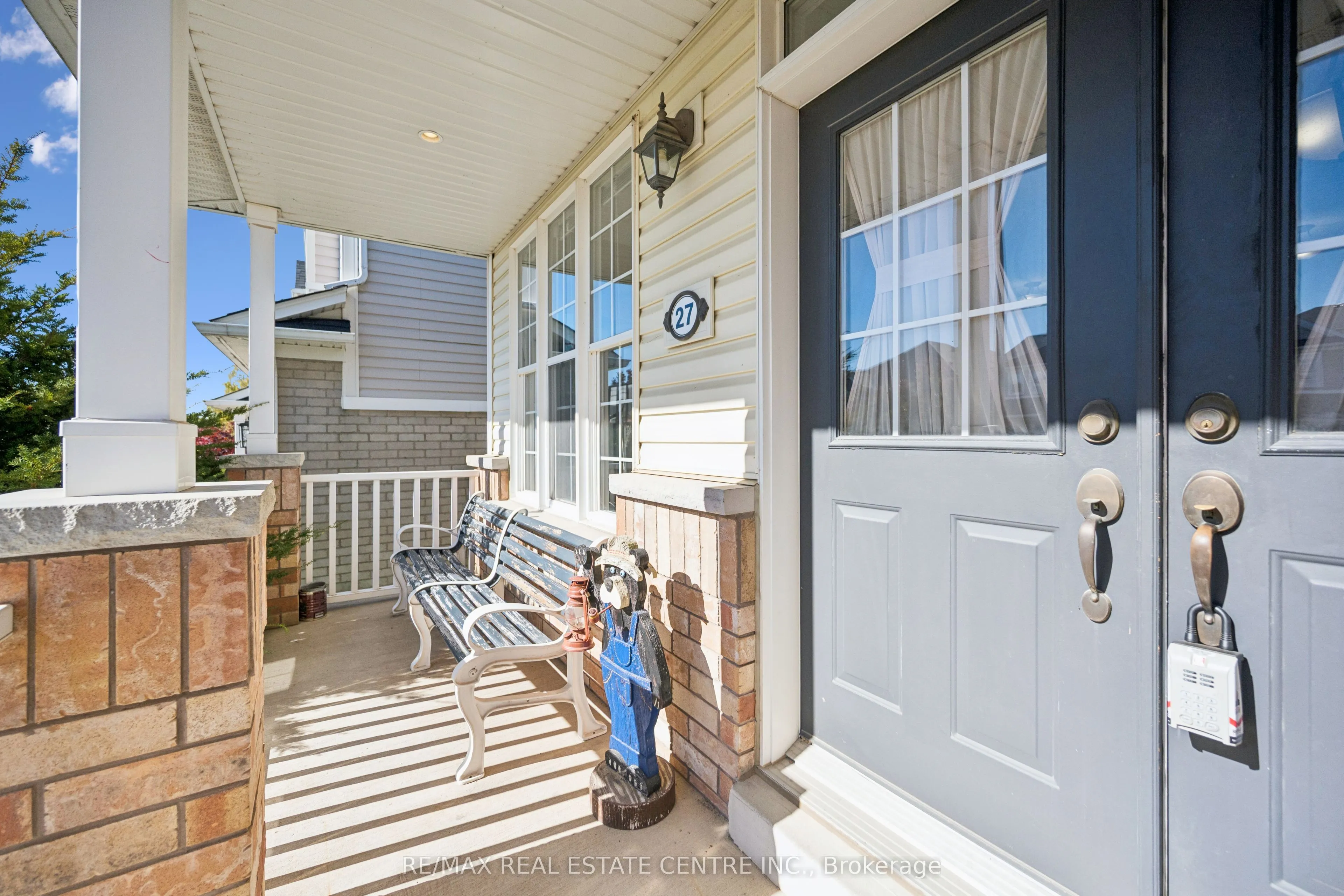 27 Triller Avenue