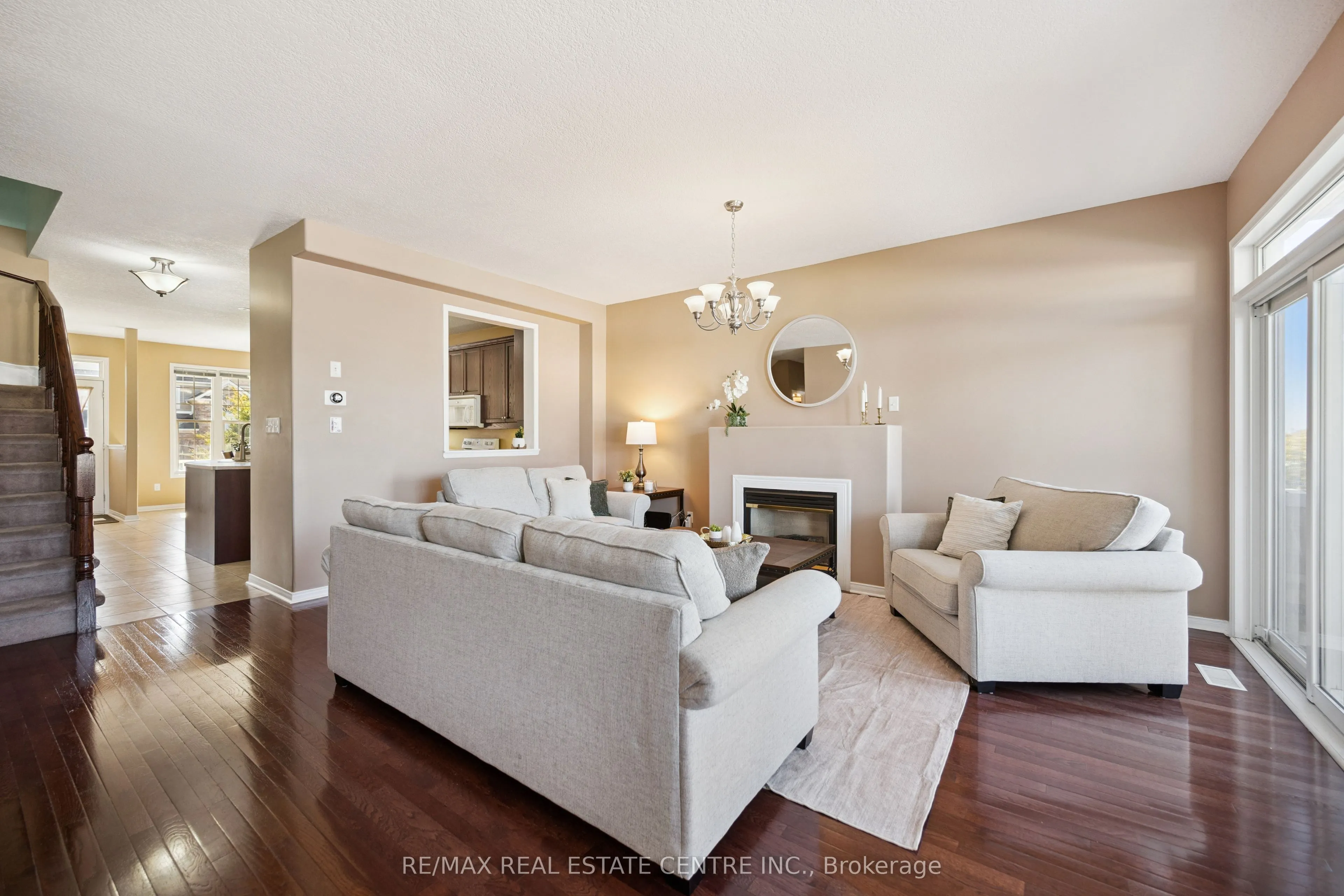27 Triller Avenue