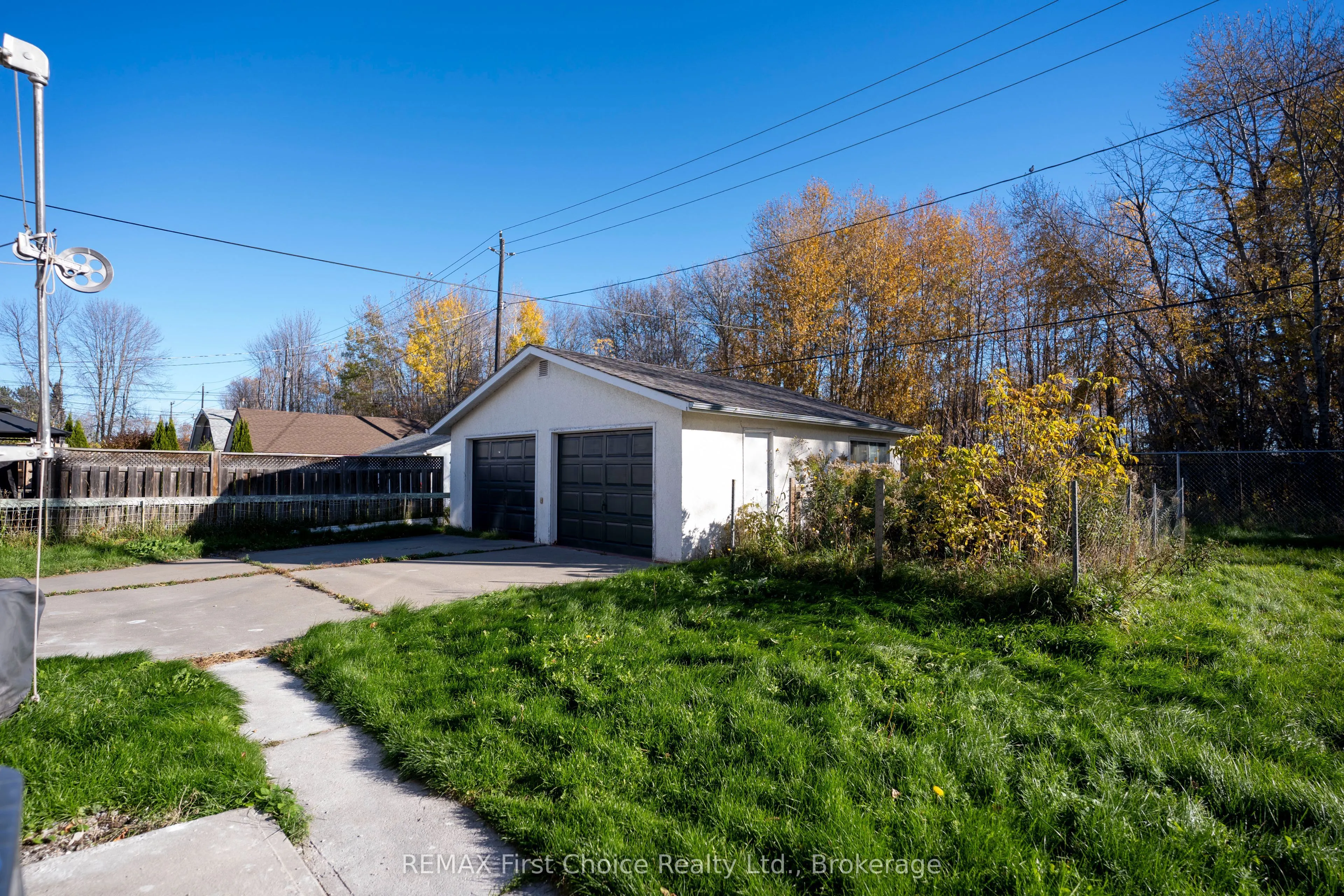1004 Alberta Street