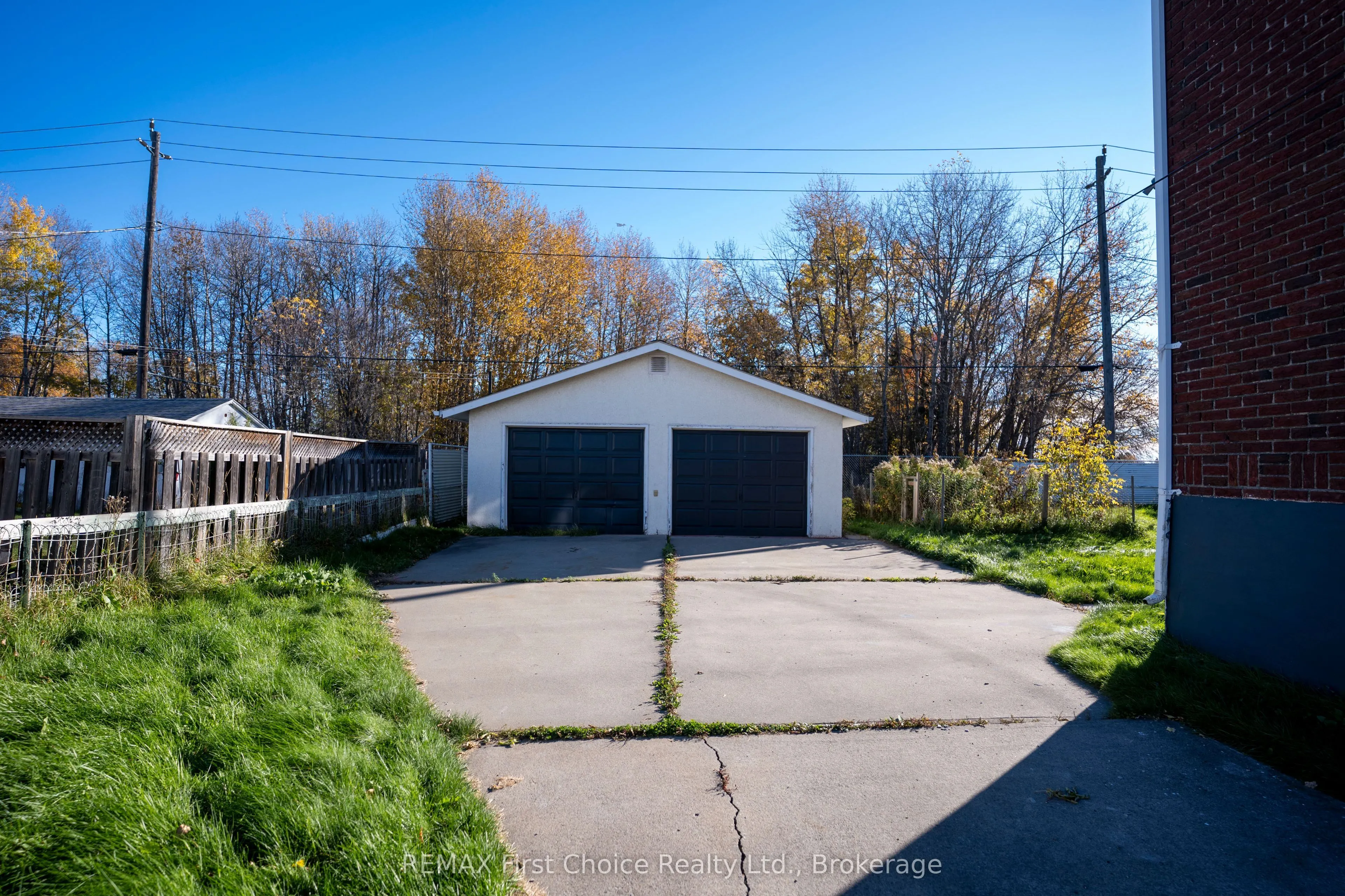 1004 Alberta Street