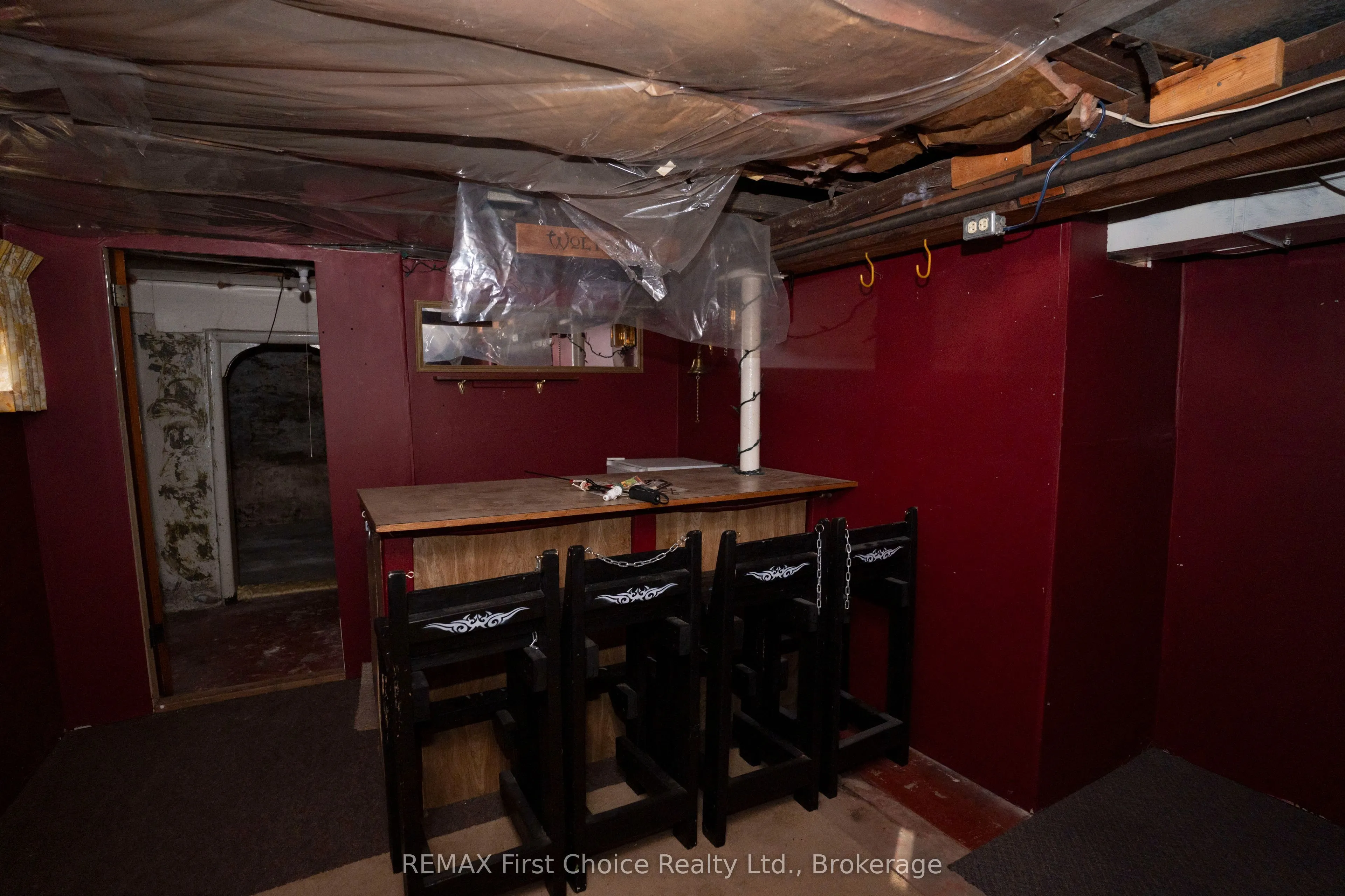 1004 Alberta Street
