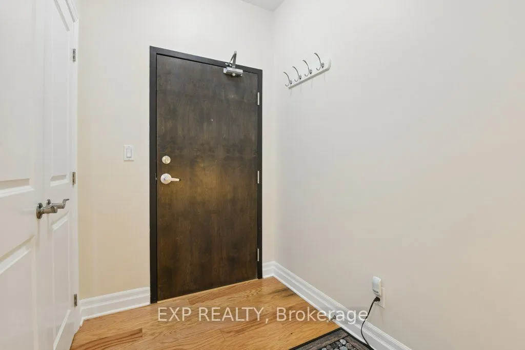 1109 Millwood Avenue #202