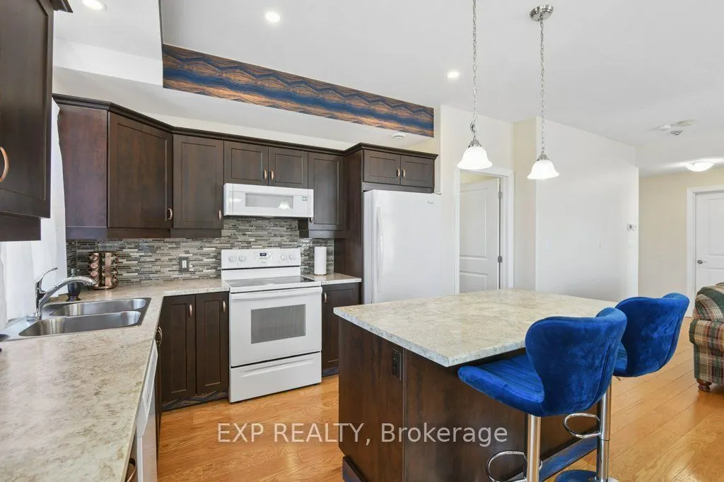1109 Millwood Avenue #202