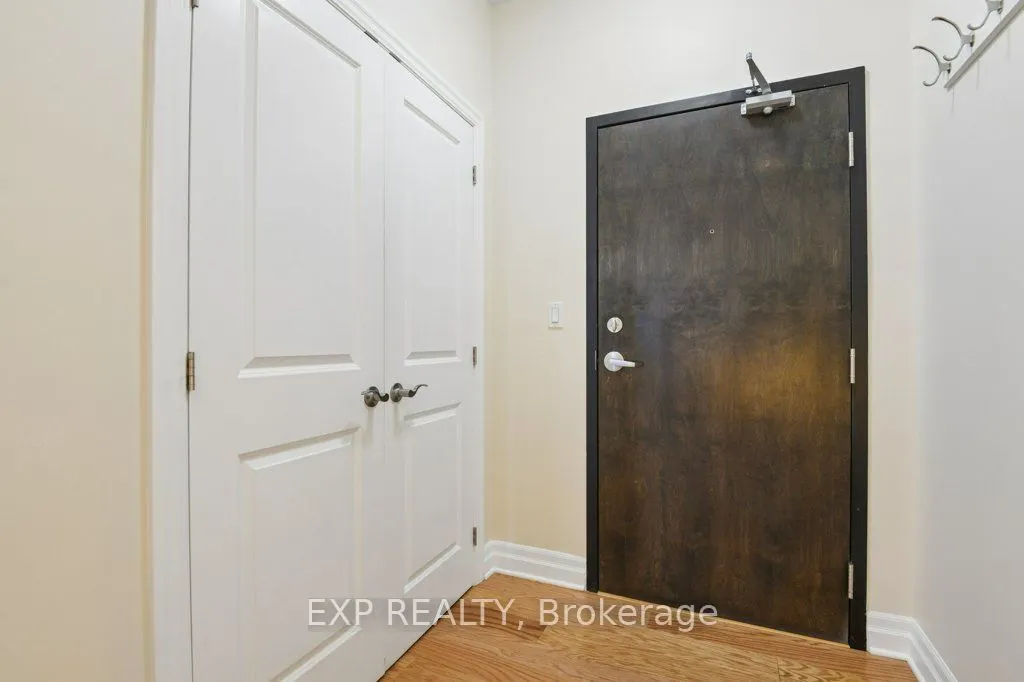 1109 Millwood Avenue #202
