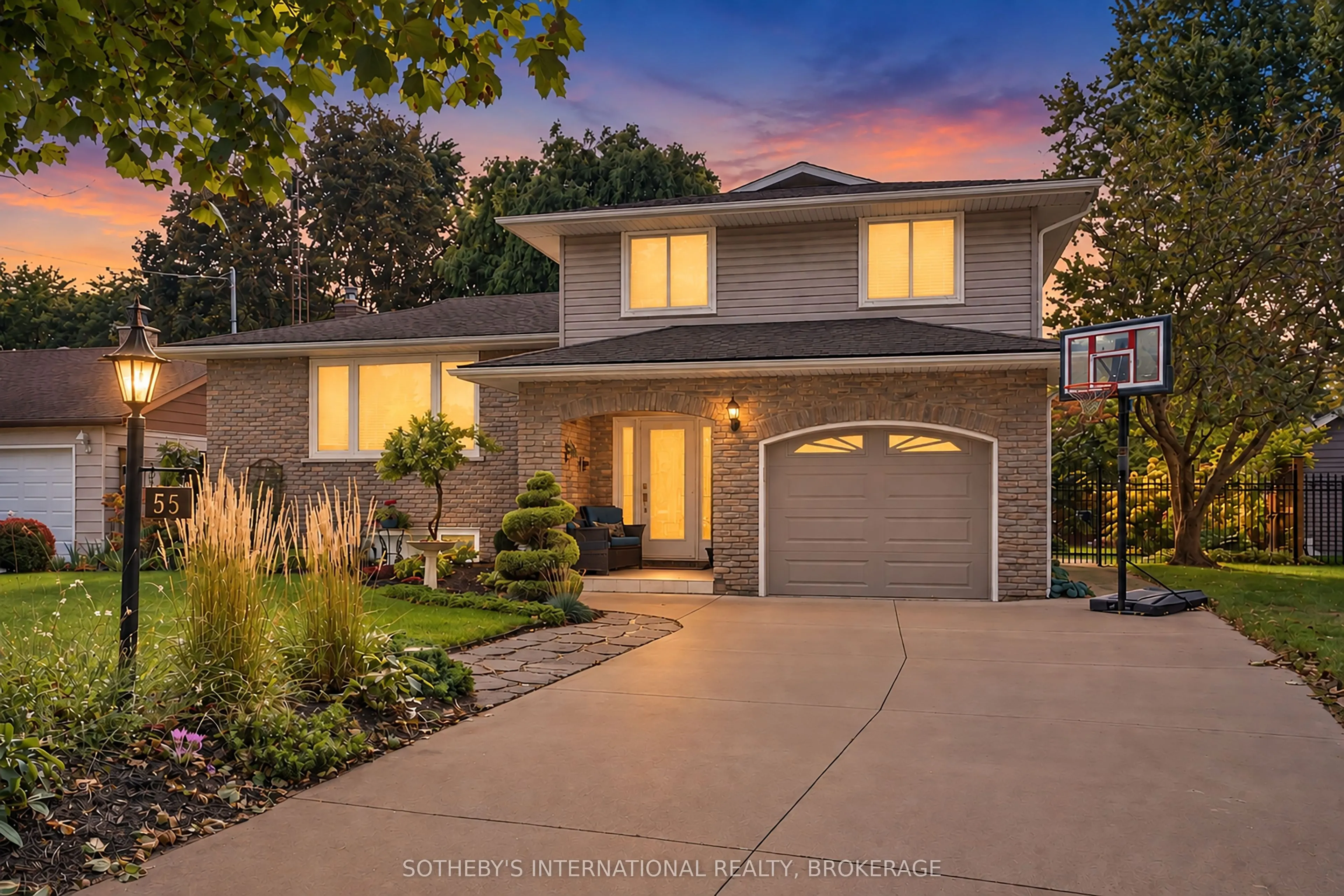 55 Shoreline Drive