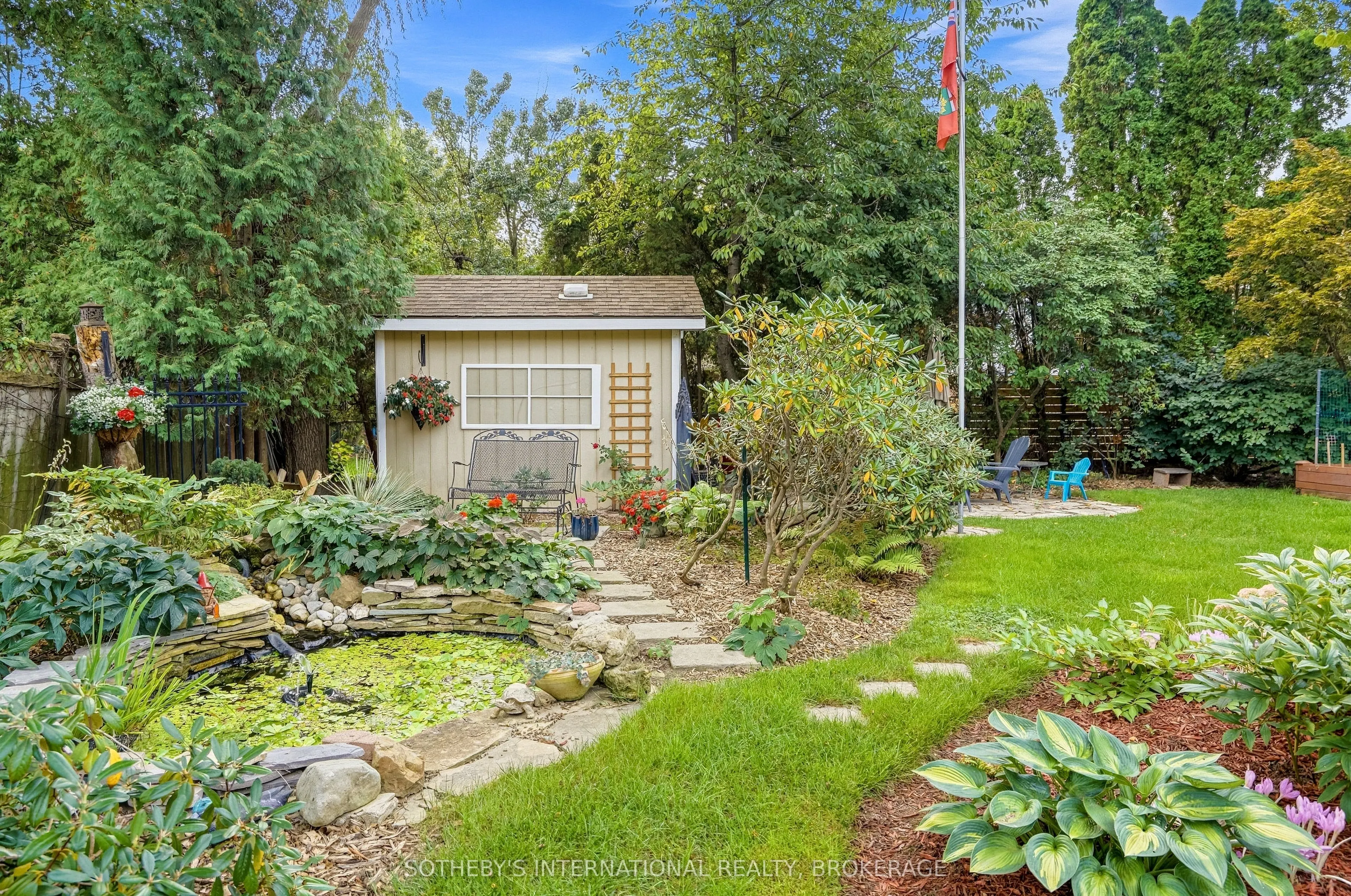 55 Shoreline Drive