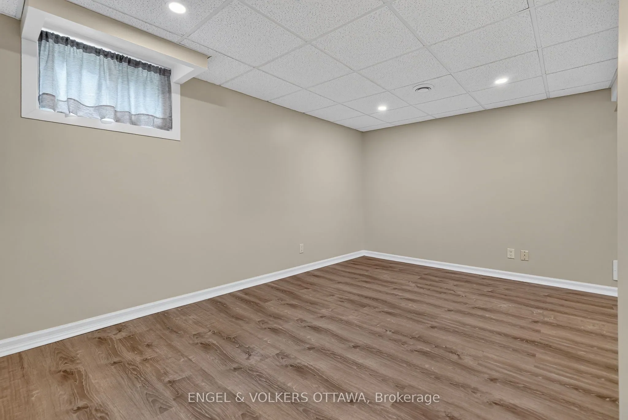 916 Iroquois Road