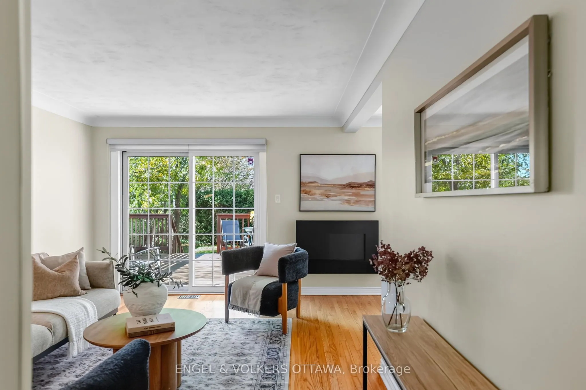 916 Iroquois Road