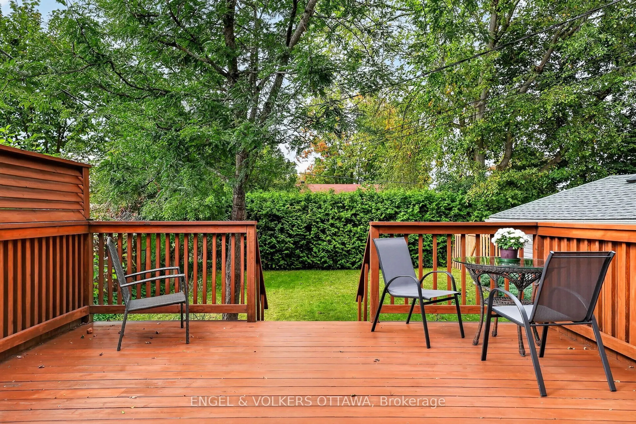 916 Iroquois Road