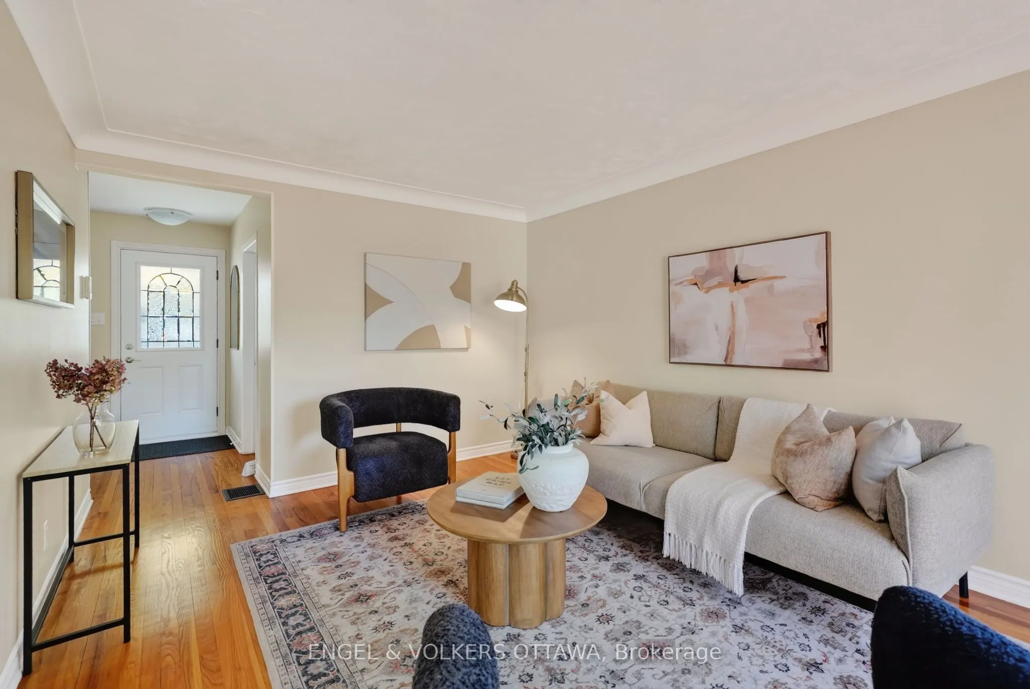 916 Iroquois Road