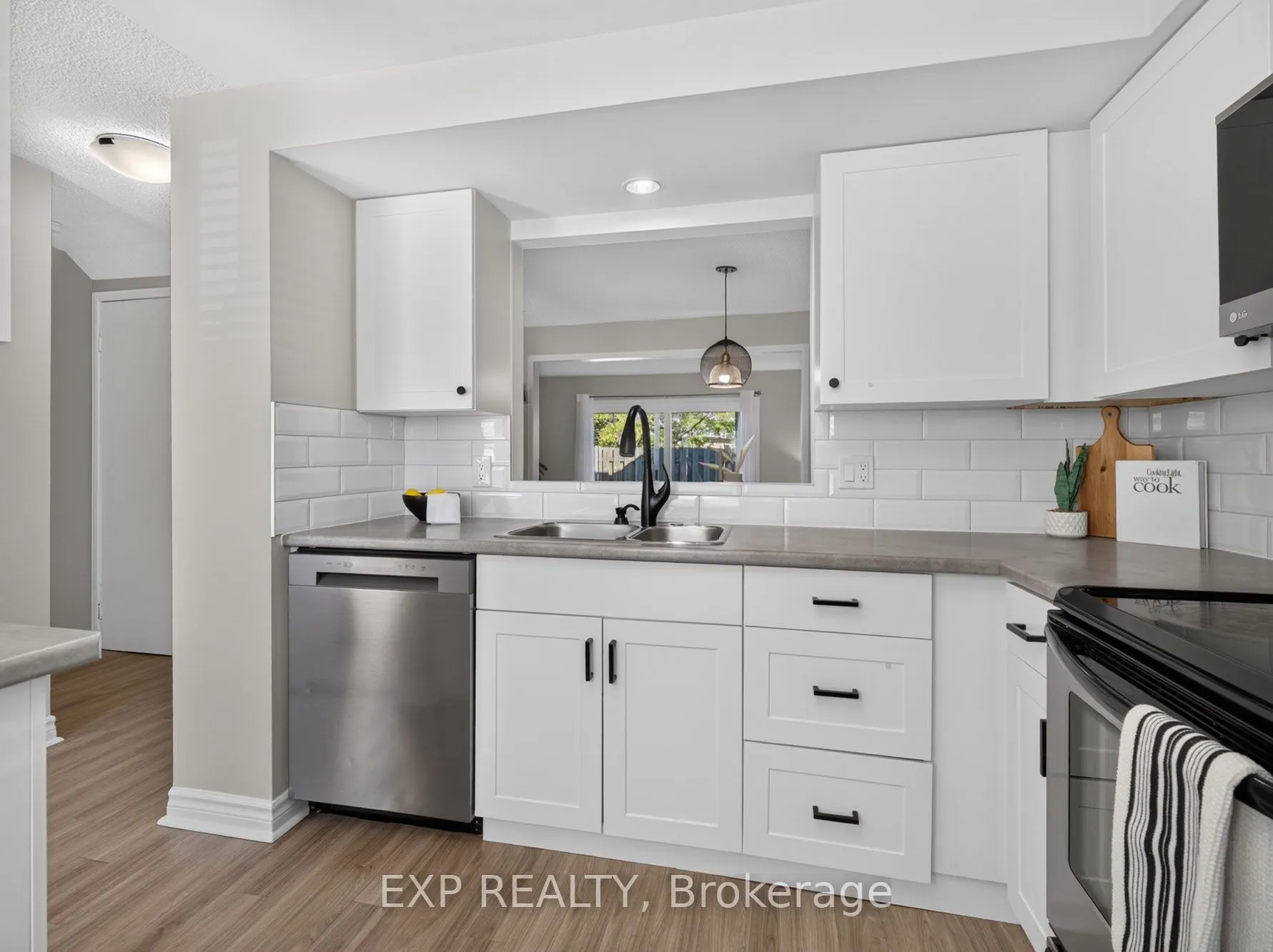 242 LAKEPORT Road #20