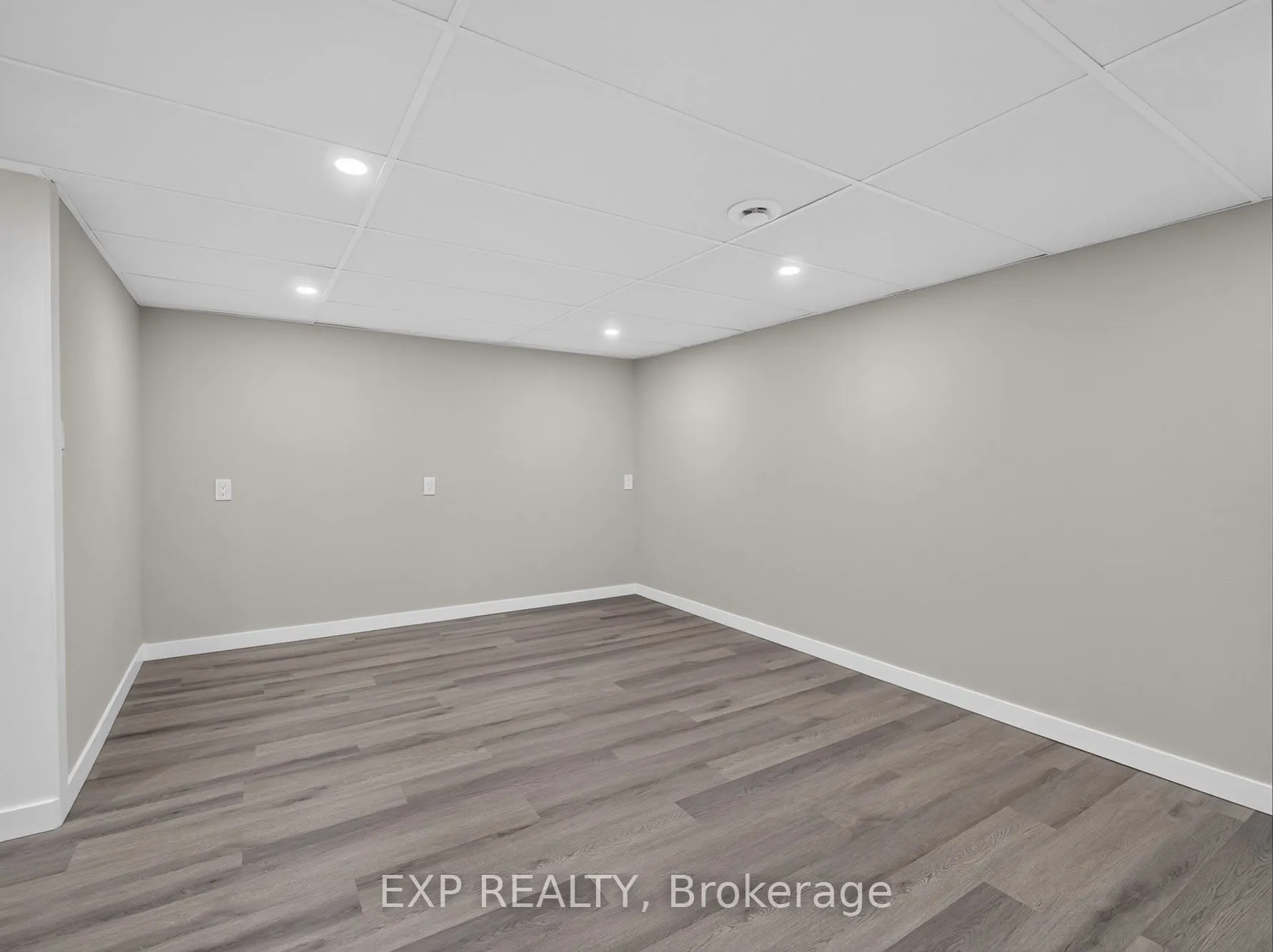 242 LAKEPORT Road #20