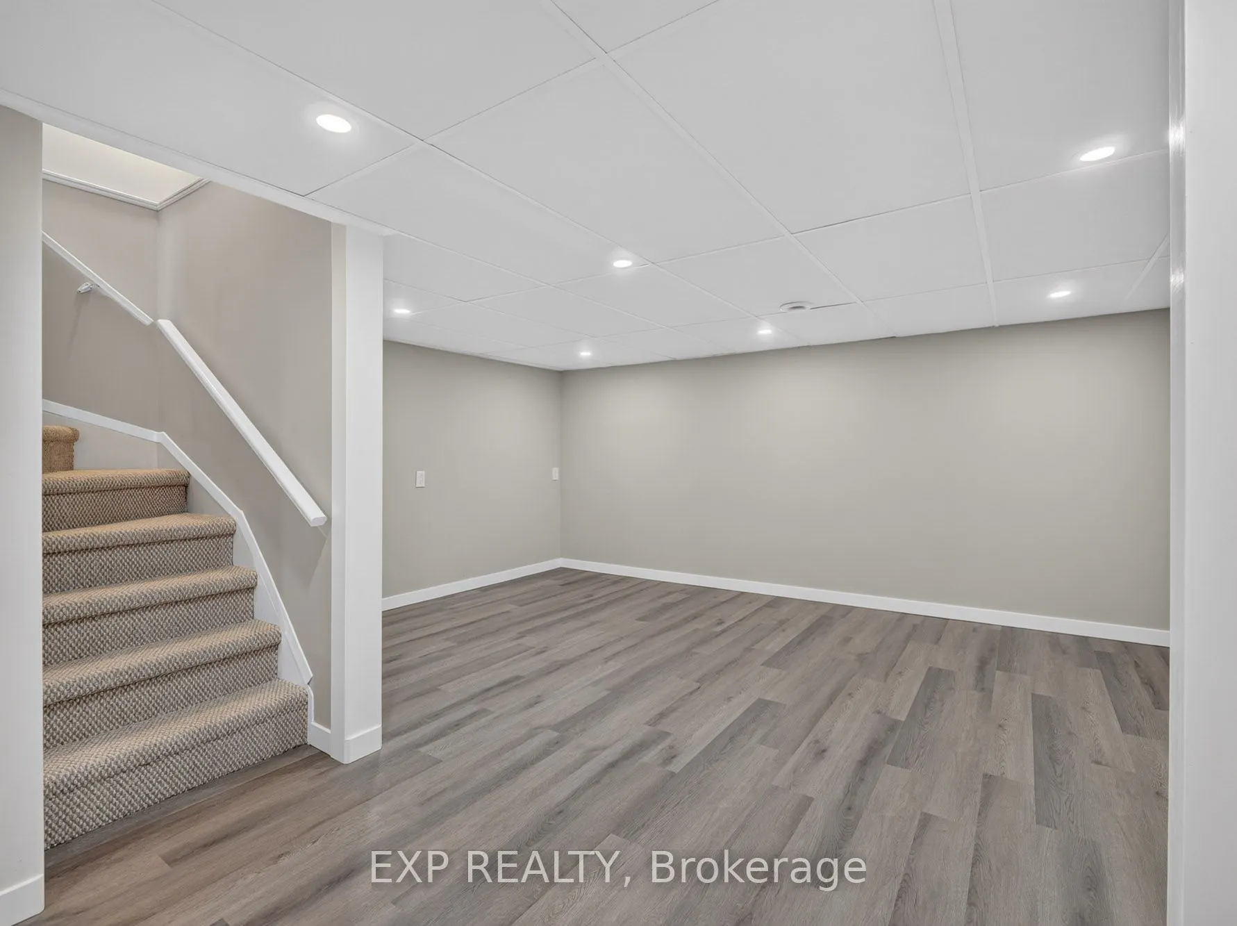 242 LAKEPORT Road #20