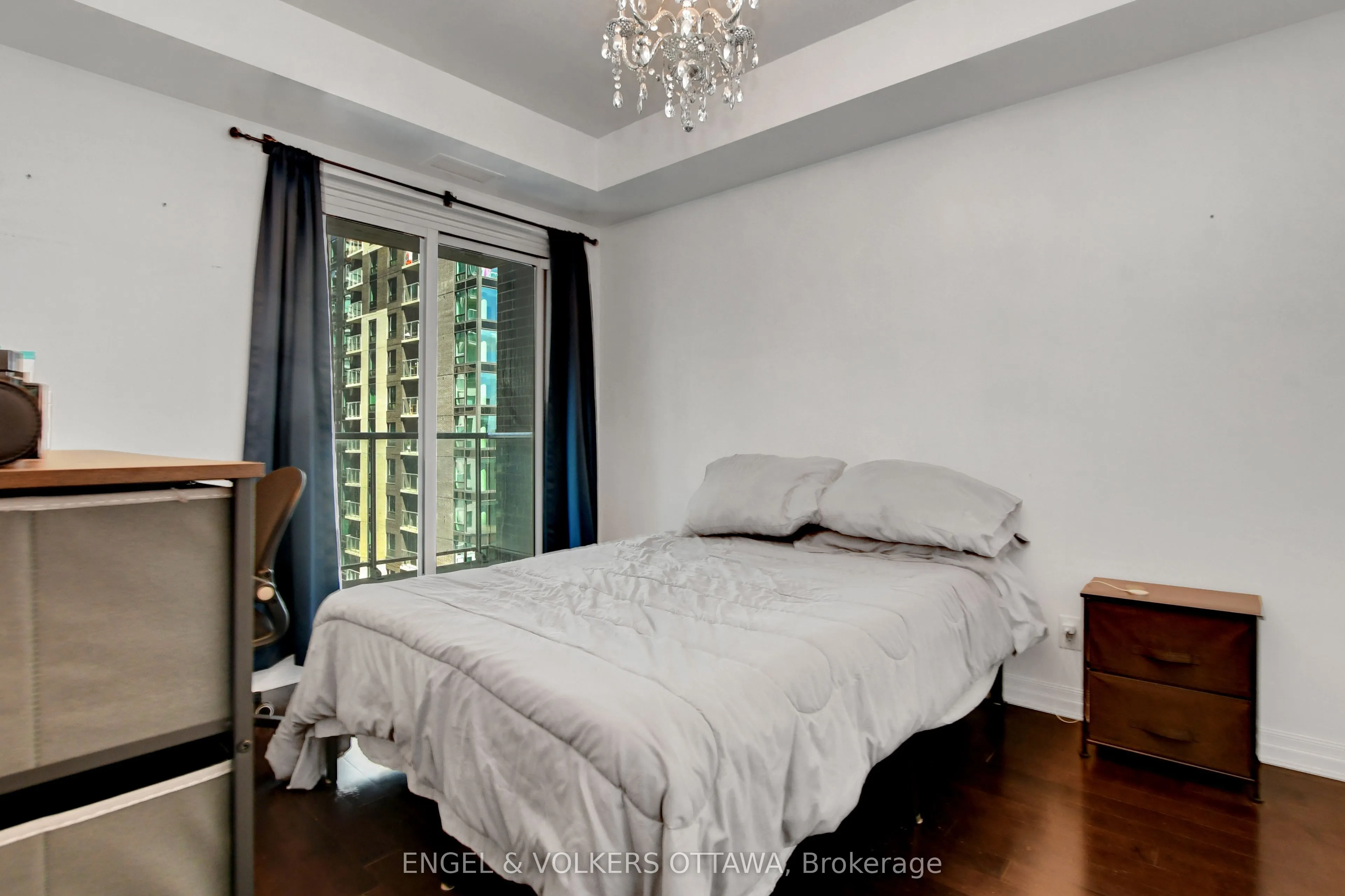 242 Rideau Street #1305